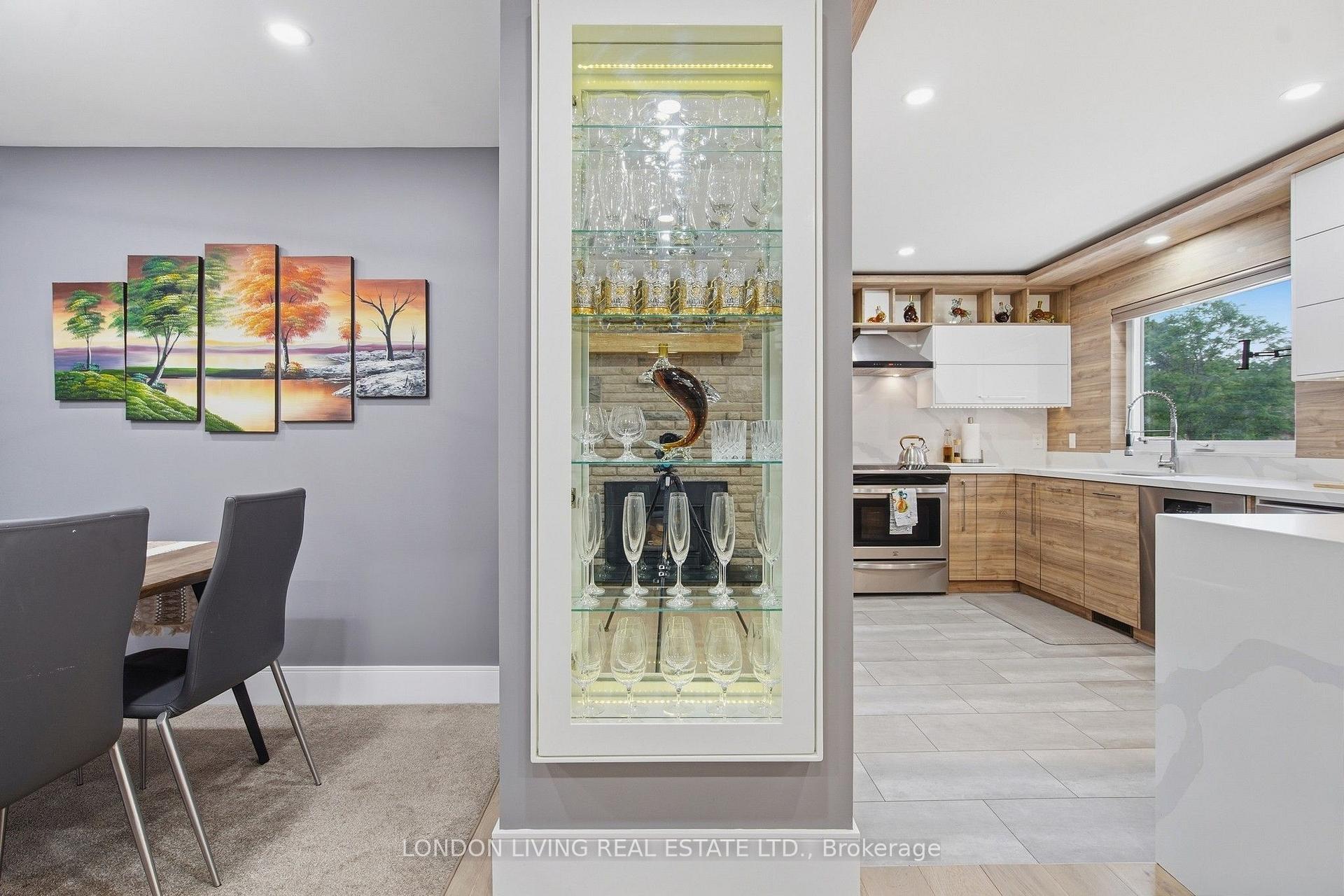 Photo 16 of 470 Coombs Avenue, London, North K — HOMEH