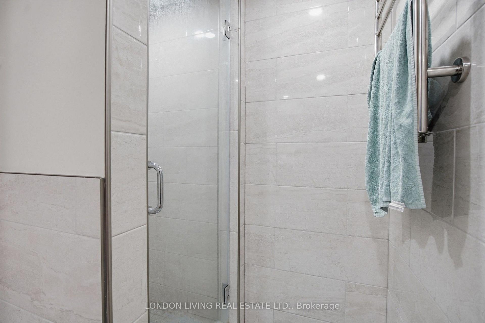 Photo 41 of 470 Coombs Avenue, London, North K — HOMEH