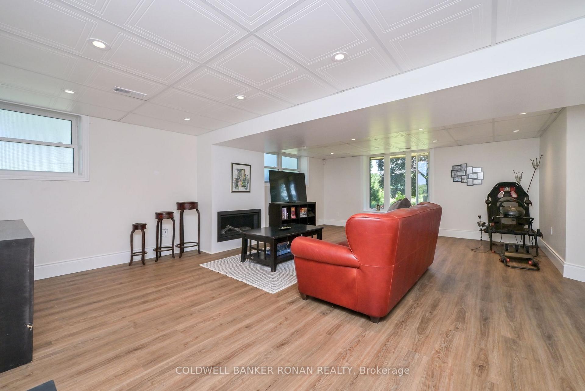 Photo 12 of 3430 Concession 3 S, Clearview, Rural Clearview — HOMEH