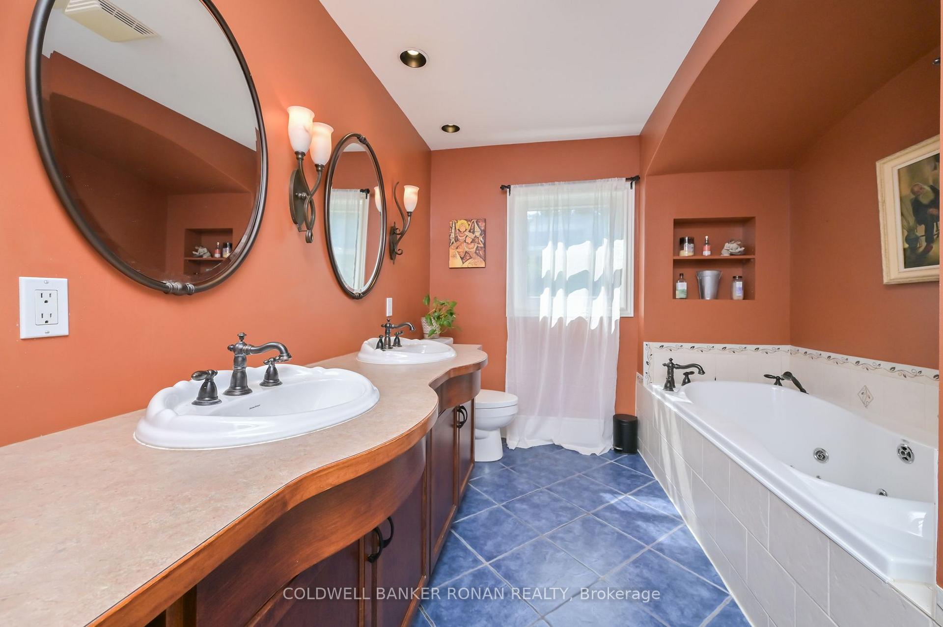 Photo 14 of 3430 Concession 3 S, Clearview, Rural Clearview — HOMEH