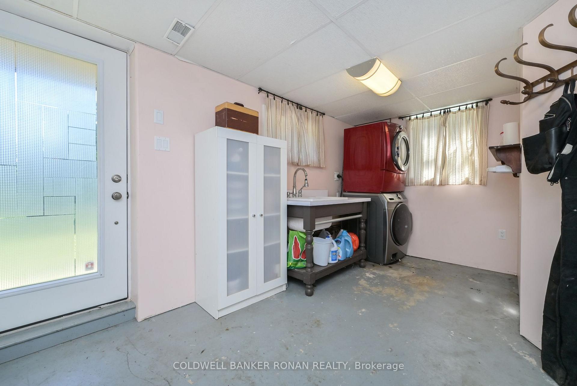 Photo 22 of 3430 Concession 3 S, Clearview, Rural Clearview — HOMEH