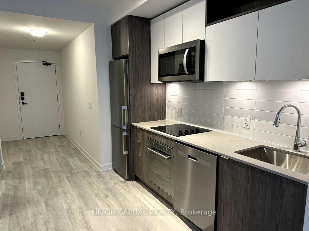 Photo 2 of Unit 831, 60 Princess Street, Toronto, Moss Park — HOMEH