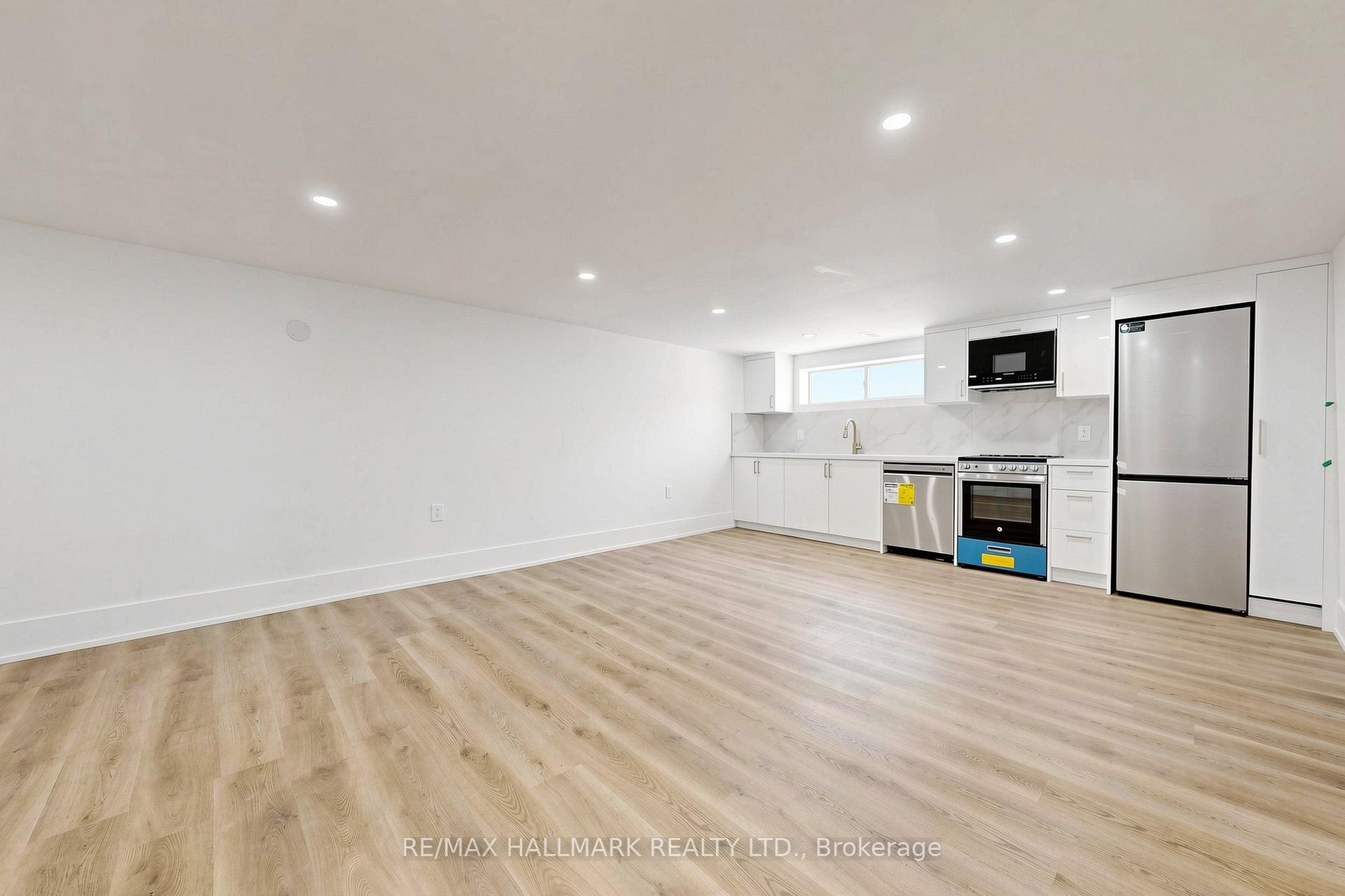 Photo 3 of Unit Basement 2, 11 Johnson Road, Aurora, Aurora Highlands — HOMEH