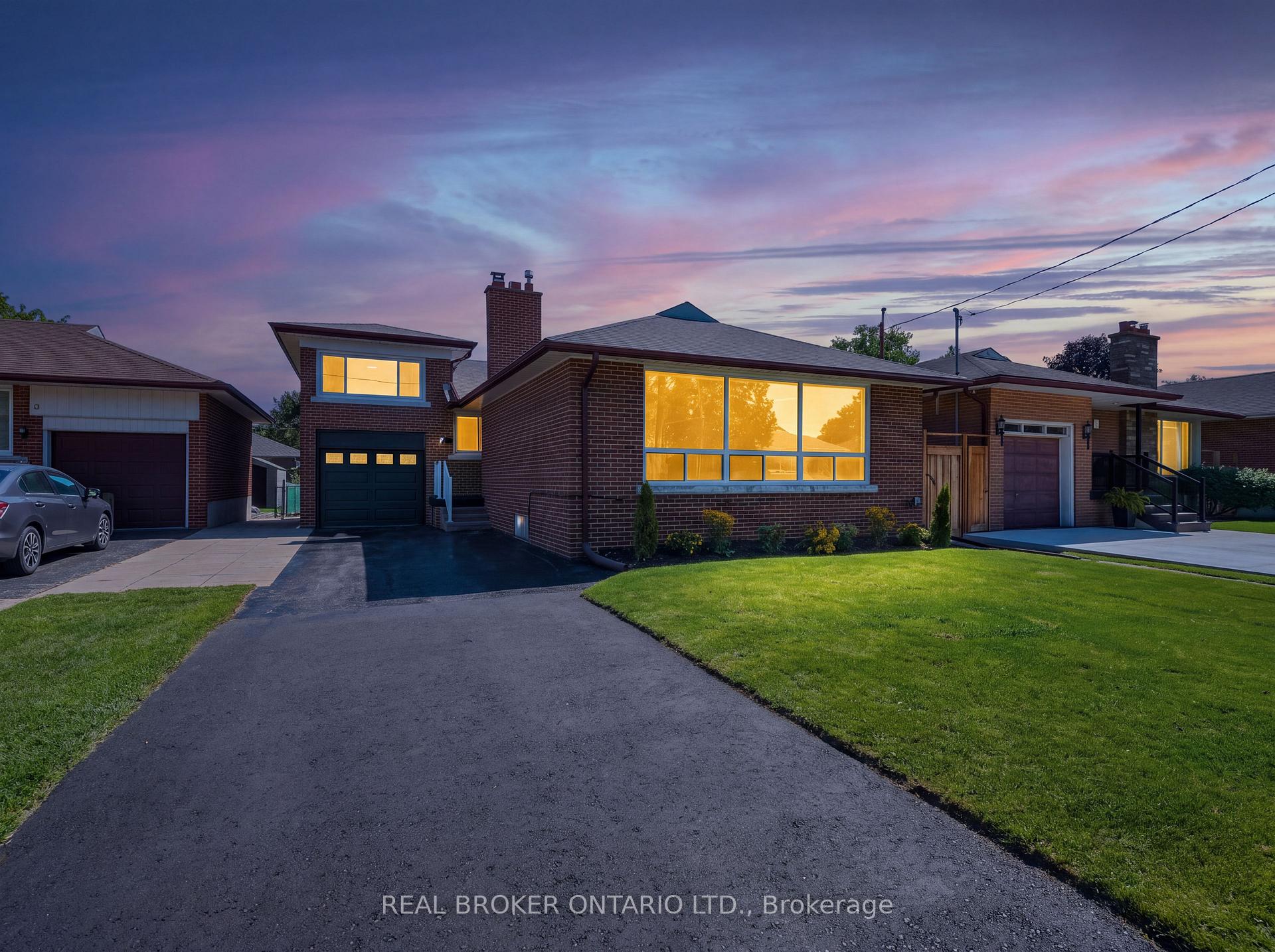Photo 1 of 7 Allison Drive, Etobicoke, Stonegate-Queensway — HOMEH