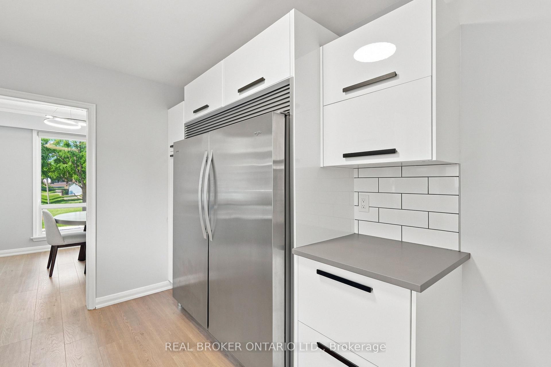Photo 11 of 7 Allison Drive, Etobicoke, Stonegate-Queensway — HOMEH