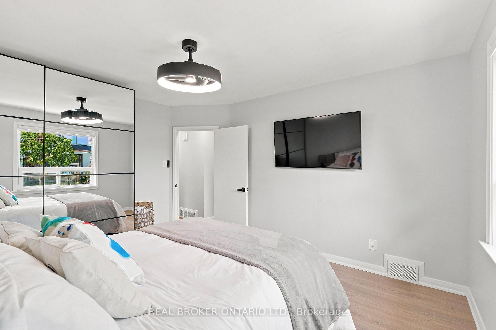 Photo 18 of 7 Allison Drive, Etobicoke, Stonegate-Queensway — HOMEH