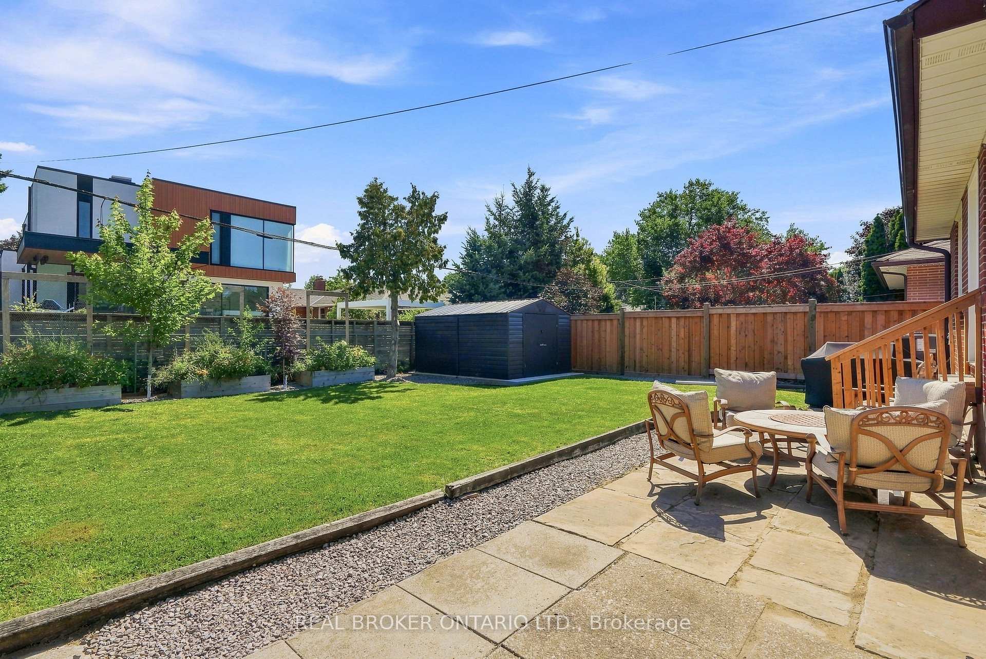 Photo 38 of 7 Allison Drive, Etobicoke, Stonegate-Queensway — HOMEH