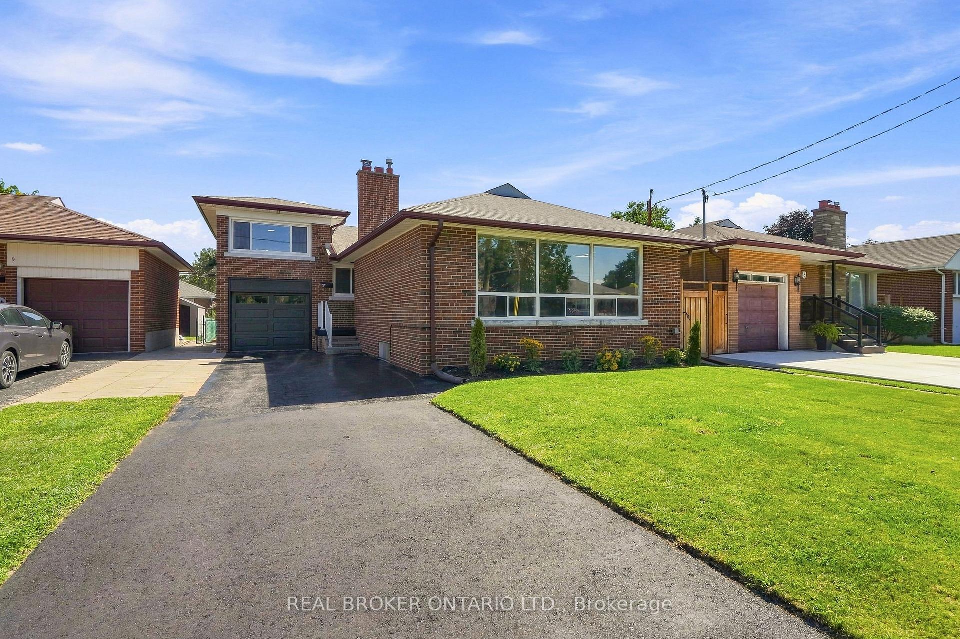 Photo 40 of 7 Allison Drive, Etobicoke, Stonegate-Queensway — HOMEH