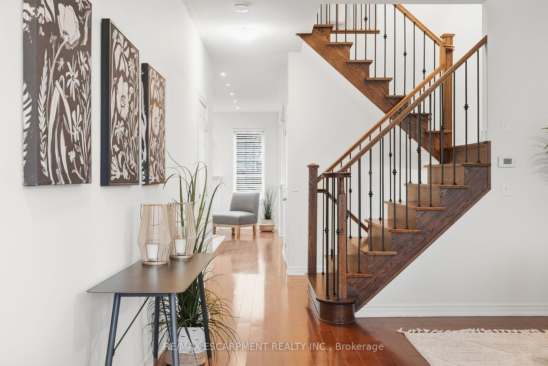 Photo 7 of 32 Wimberly Avenue, Hamilton, Waterdown — HOMEH