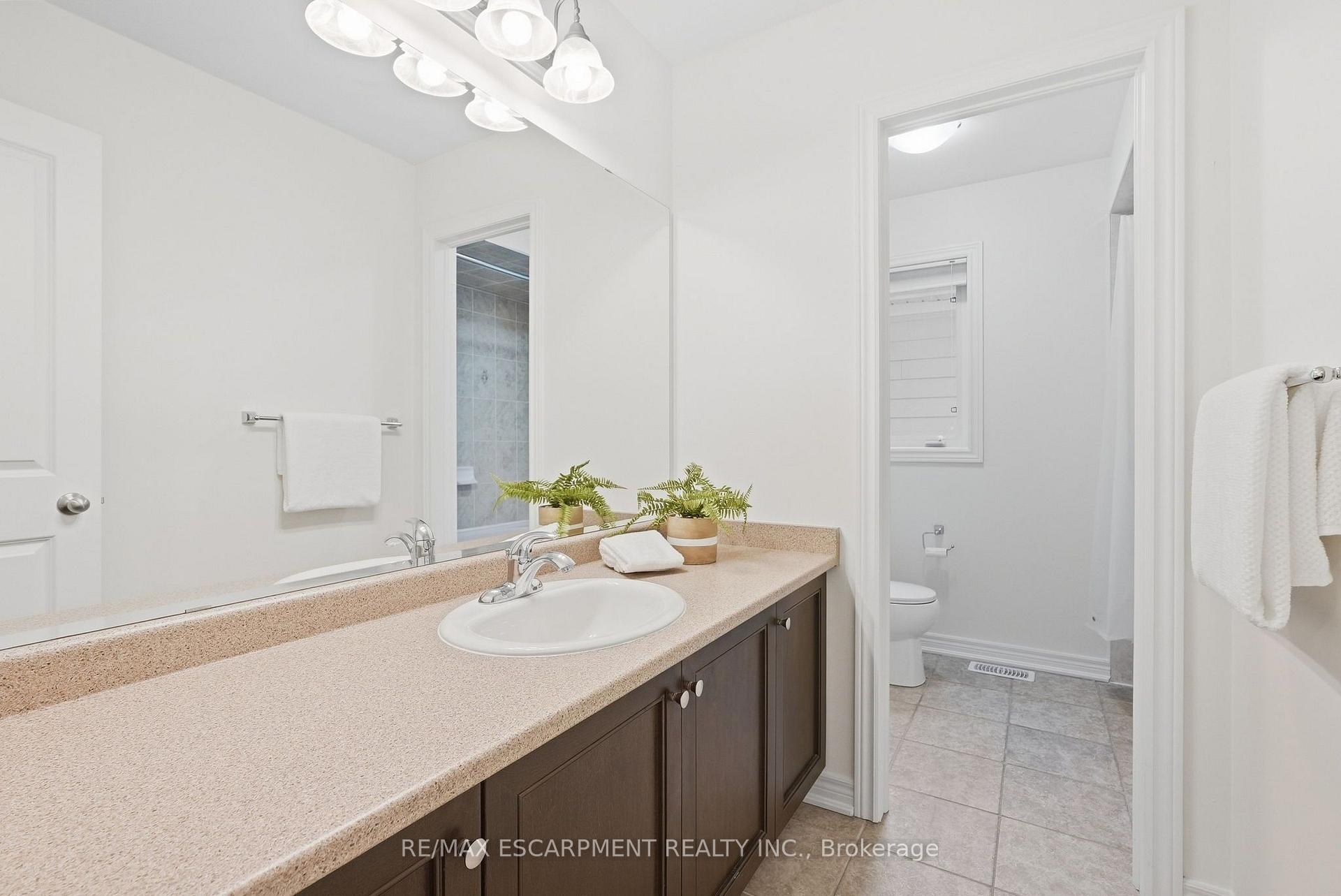 Photo 29 of 32 Wimberly Avenue, Hamilton, Waterdown — HOMEH