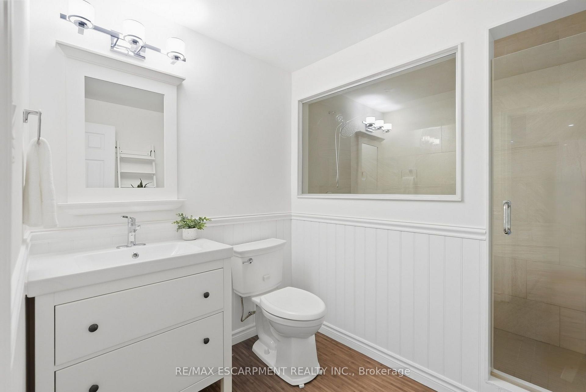 Photo 40 of 32 Wimberly Avenue, Hamilton, Waterdown — HOMEH