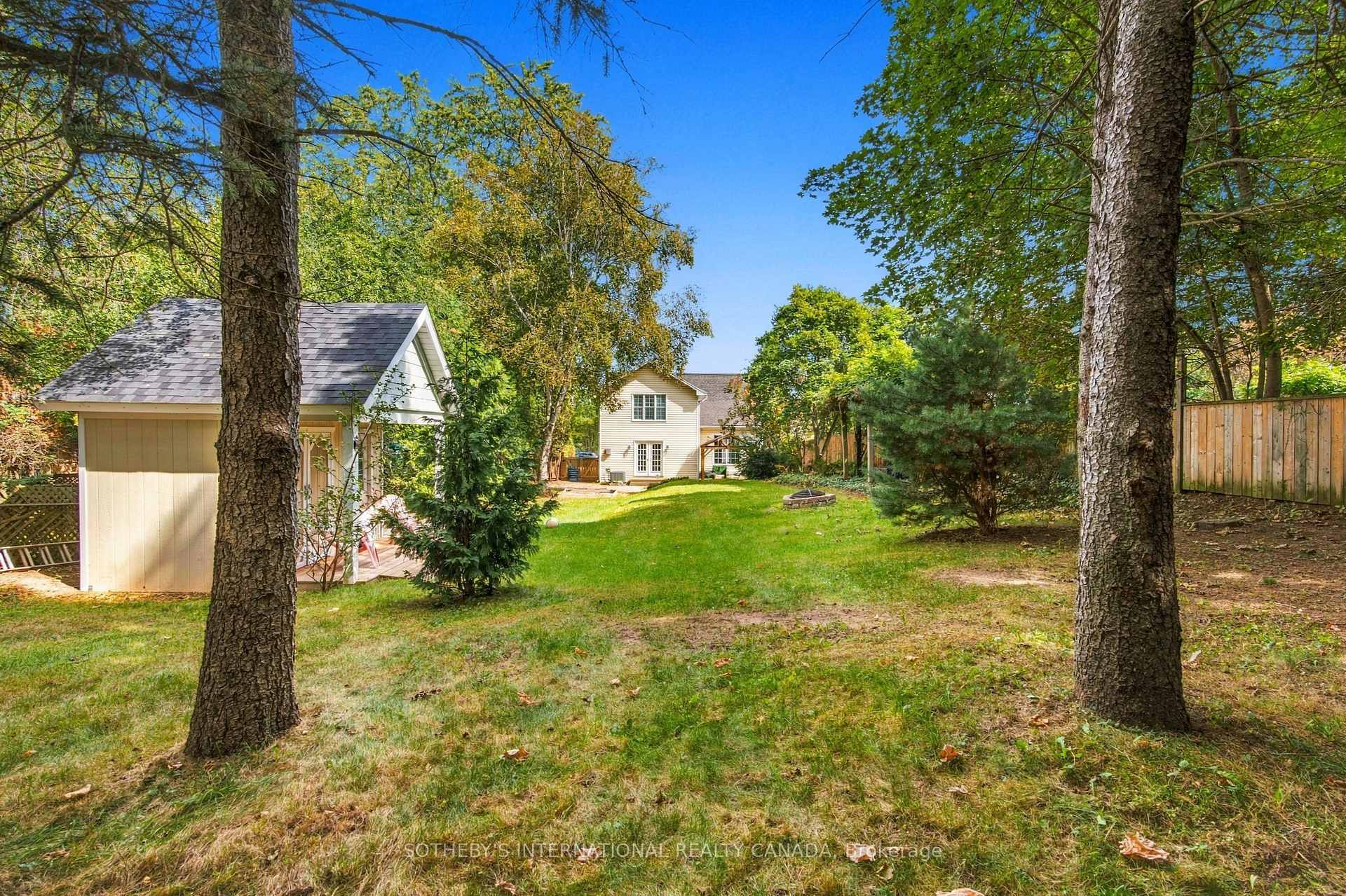 Photo 35 of 40 Valleyview Drive, Hamilton, Ancaster — HOMEH