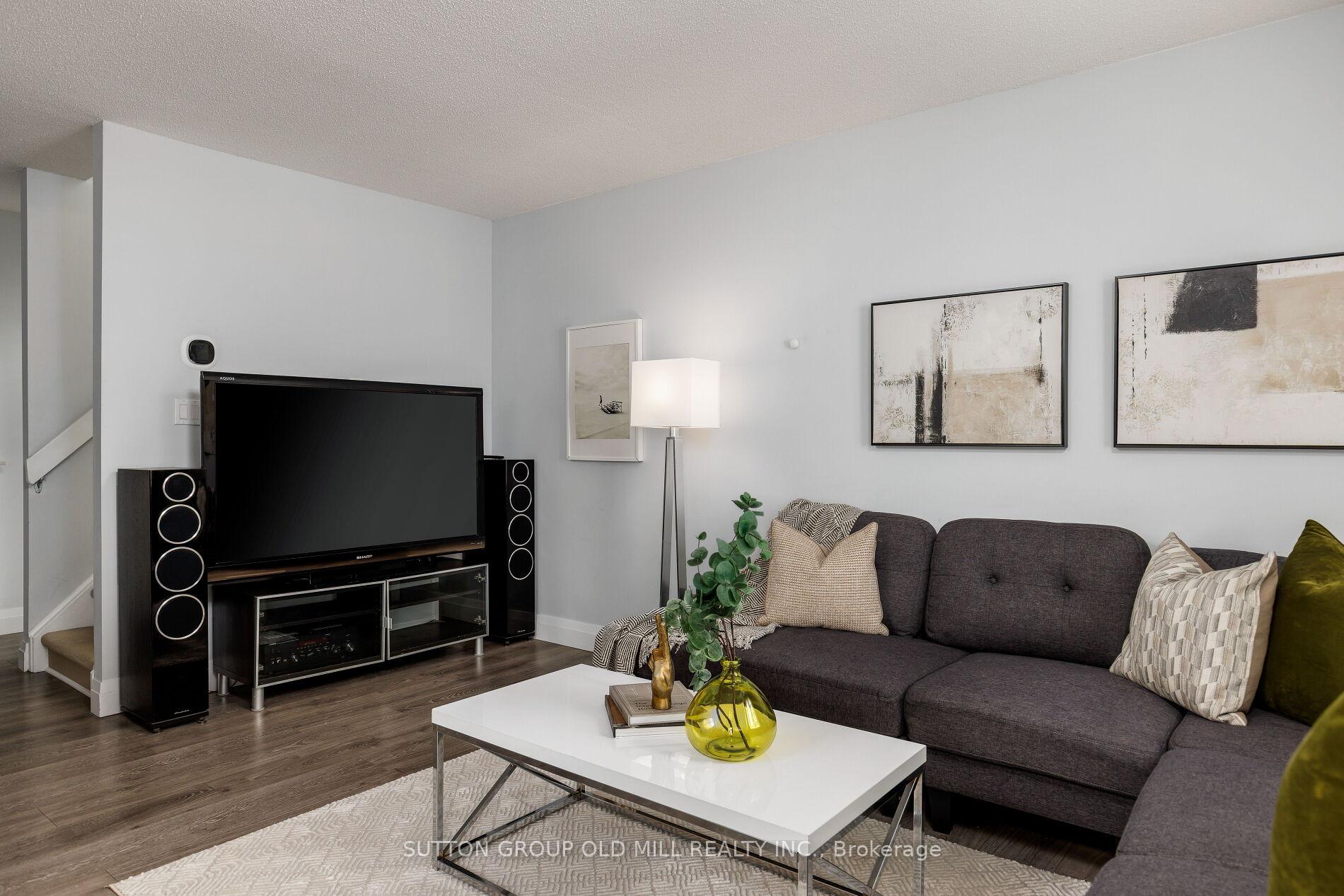 Photo 15 of Unit 809, 46 Western Battery Road, Toronto, Niagara — HOMEH