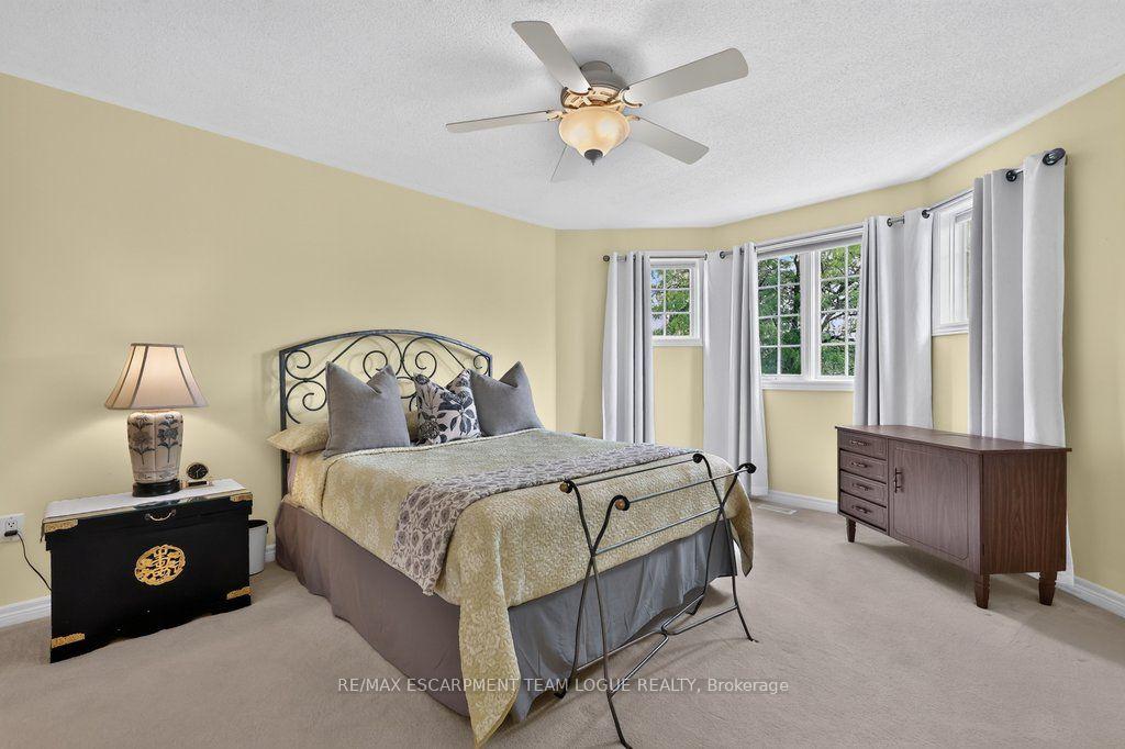 Photo 26 of 4168 Stonebridge Crescent, Burlington, Rose — HOMEH
