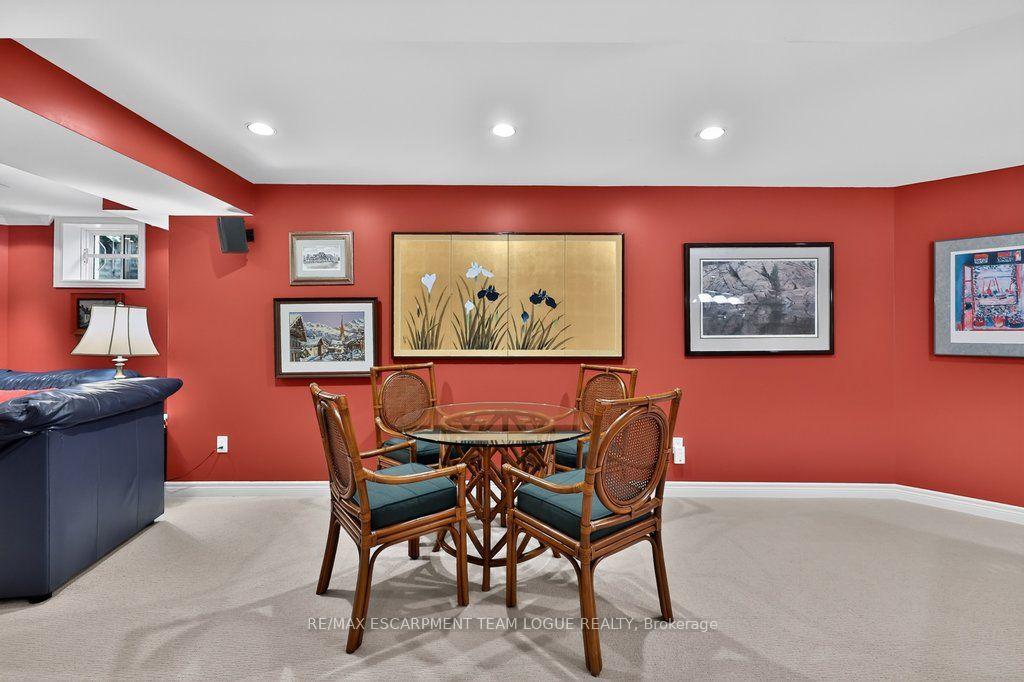 Photo 34 of 4168 Stonebridge Crescent, Burlington, Rose — HOMEH