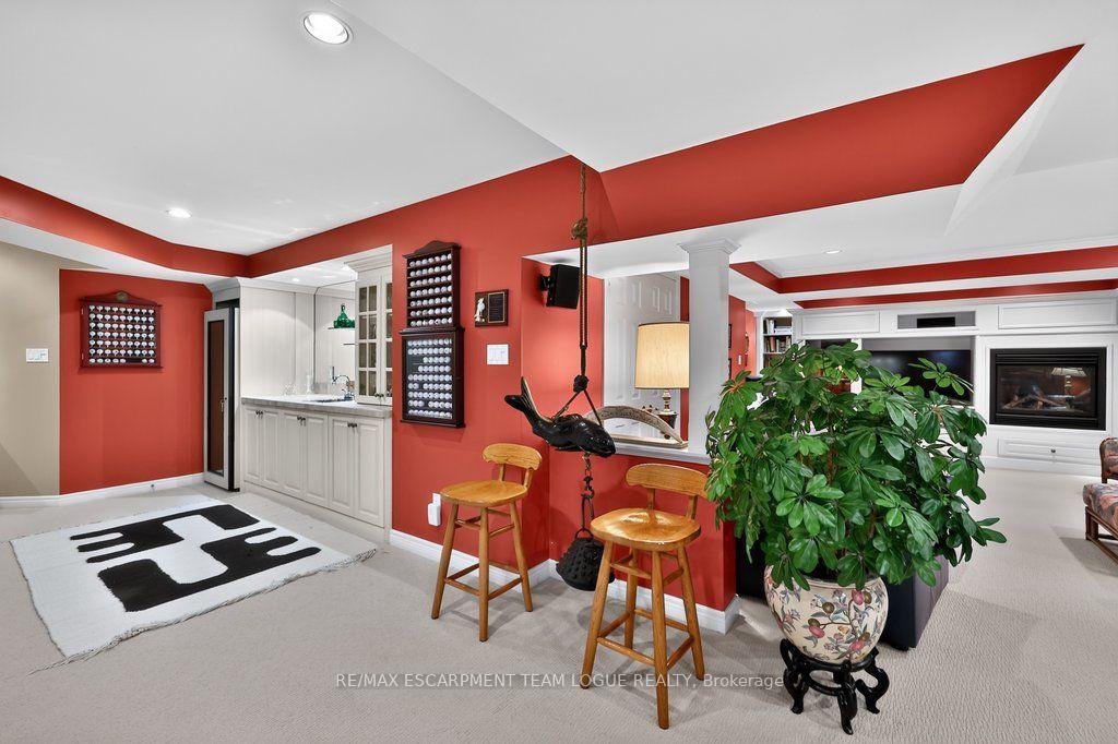 Photo 35 of 4168 Stonebridge Crescent, Burlington, Rose — HOMEH