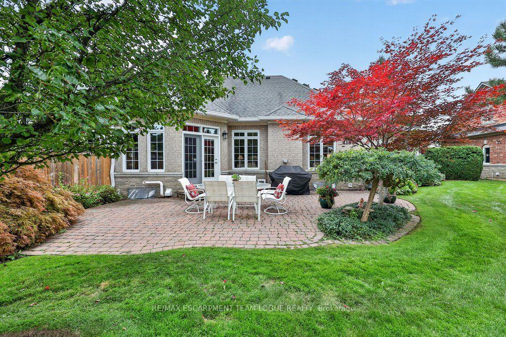 Photo 43 of 4168 Stonebridge Crescent, Burlington, Rose — HOMEH