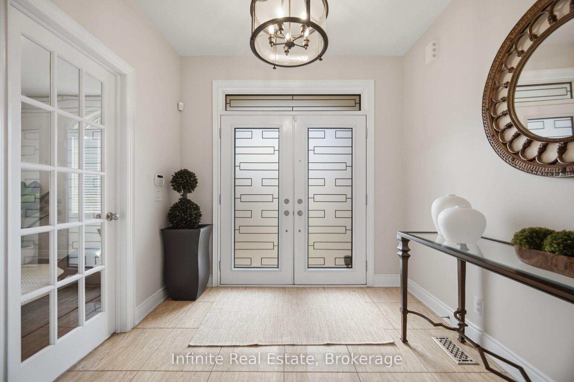 Photo 2 of 32 Bear Run Road, Brampton, Credit Valley — HOMEH