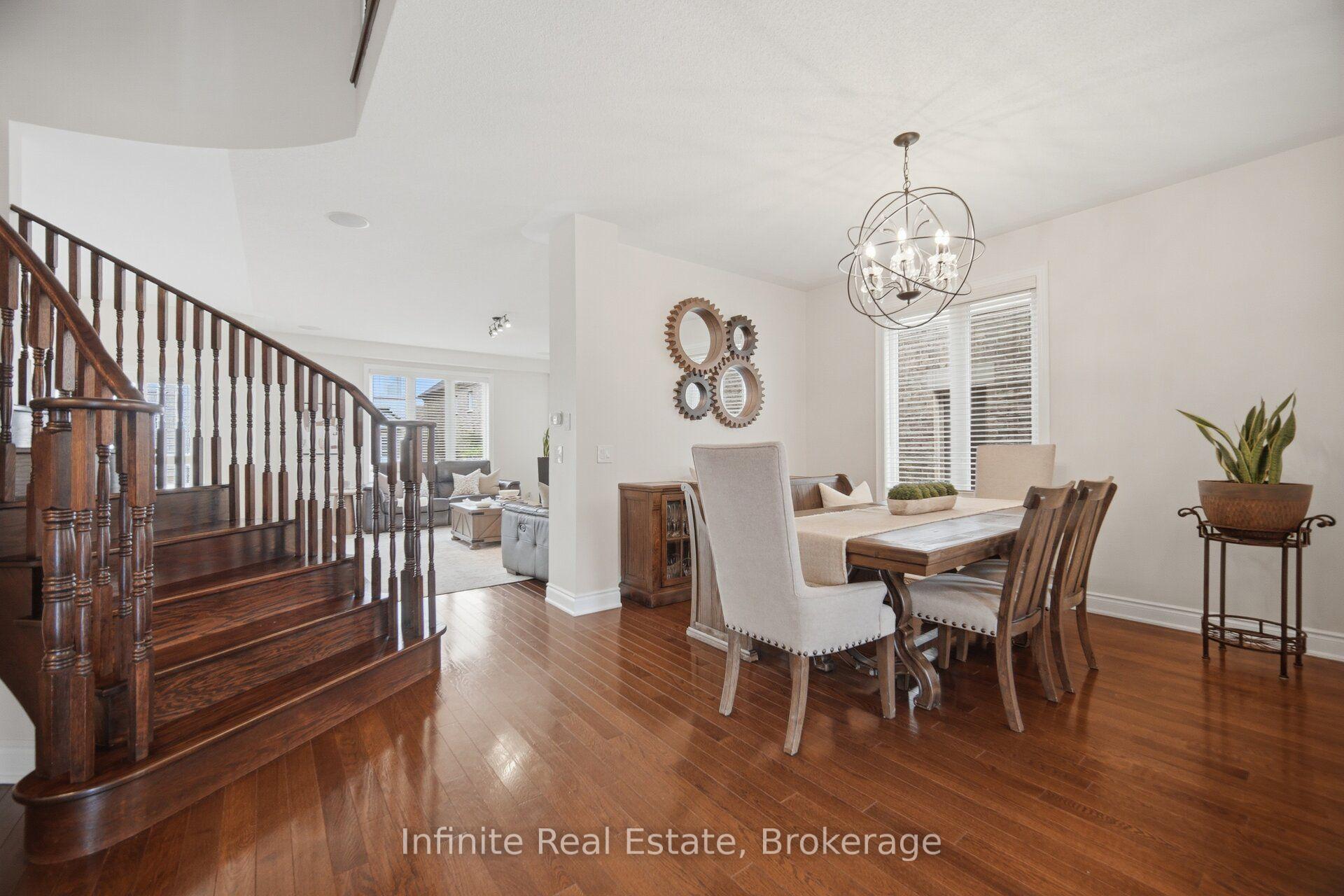 Photo 7 of 32 Bear Run Road, Brampton, Credit Valley — HOMEH