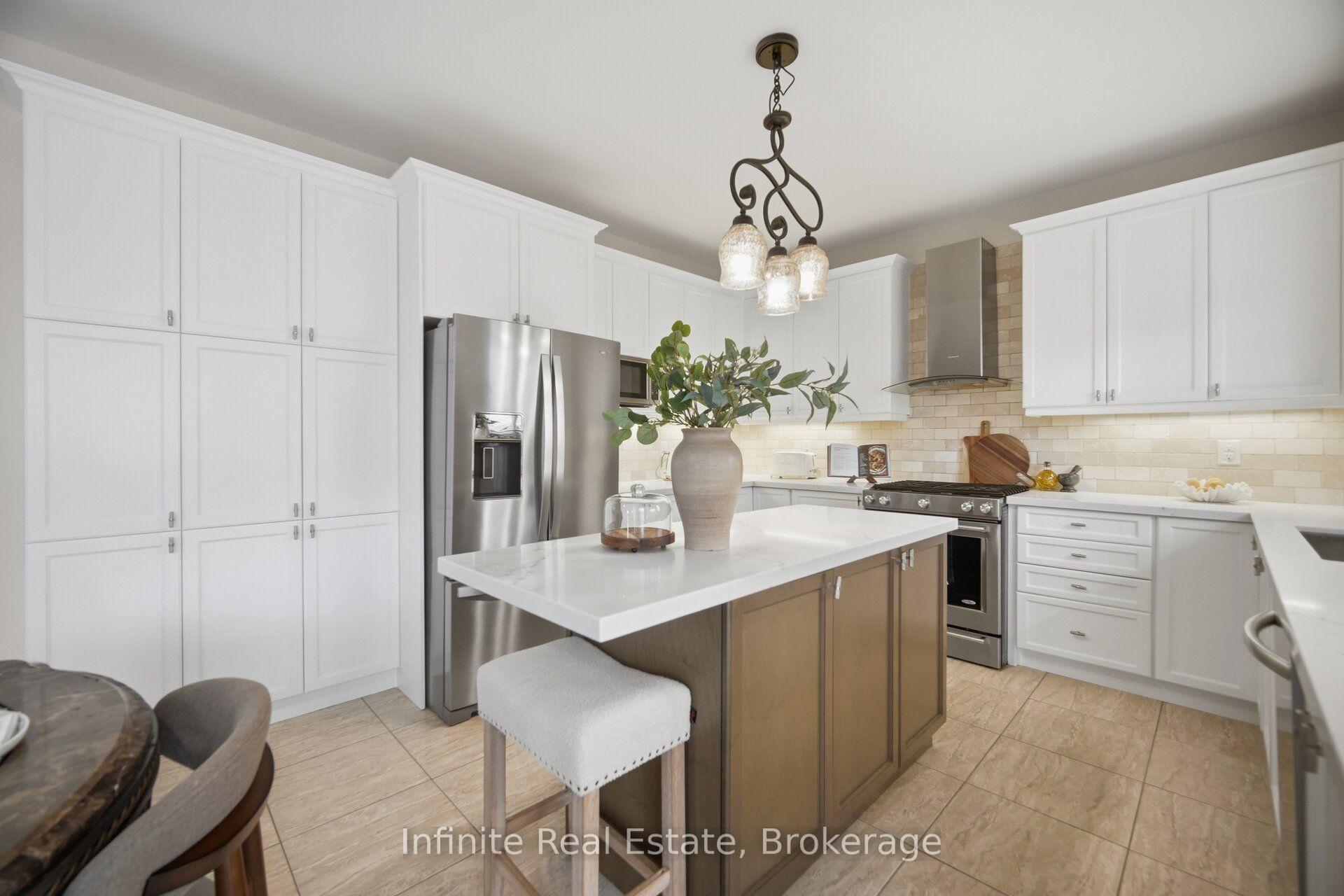 Photo 11 of 32 Bear Run Road, Brampton, Credit Valley — HOMEH