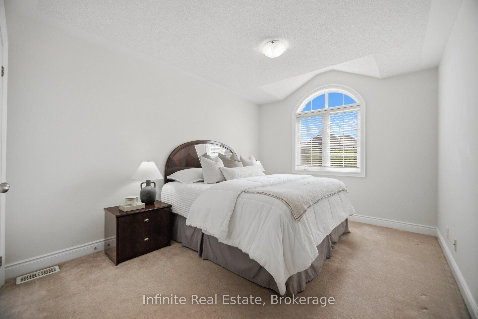 Photo 27 of 32 Bear Run Road, Brampton, Credit Valley — HOMEH