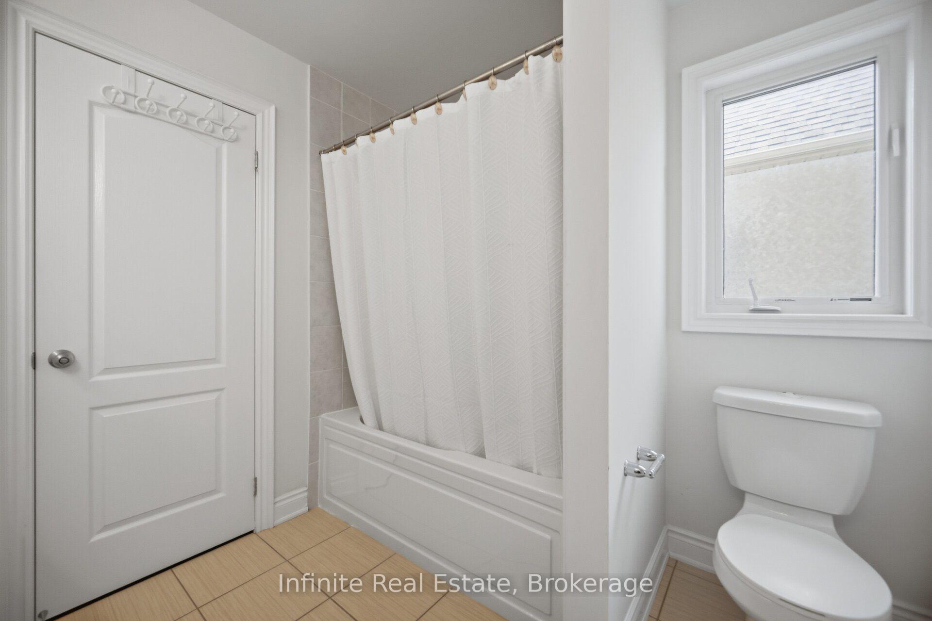 Photo 33 of 32 Bear Run Road, Brampton, Credit Valley — HOMEH