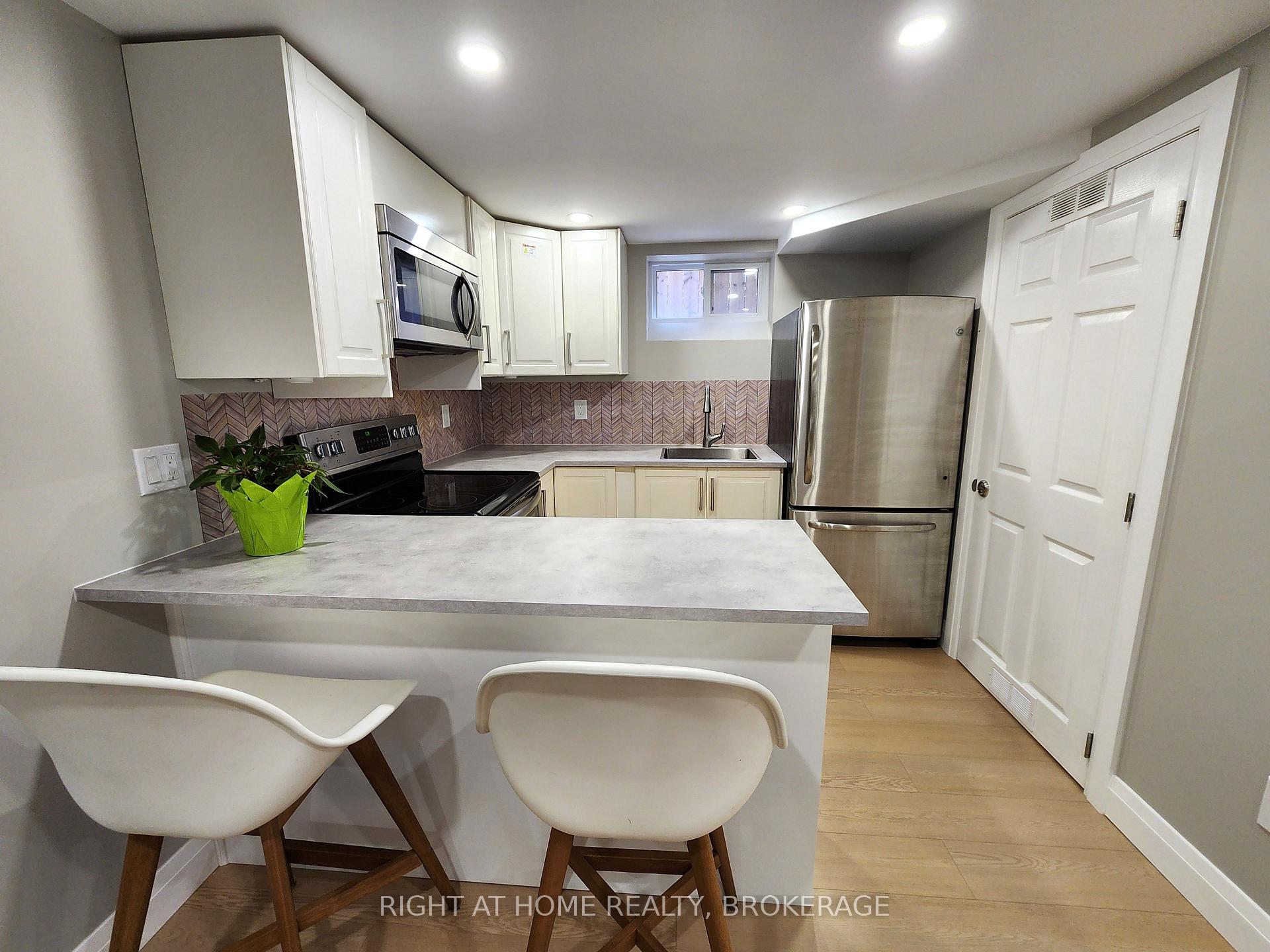 Photo 21 of 34 Densgrove Drive, St. Catharines, Vine/Linwell — HOMEH