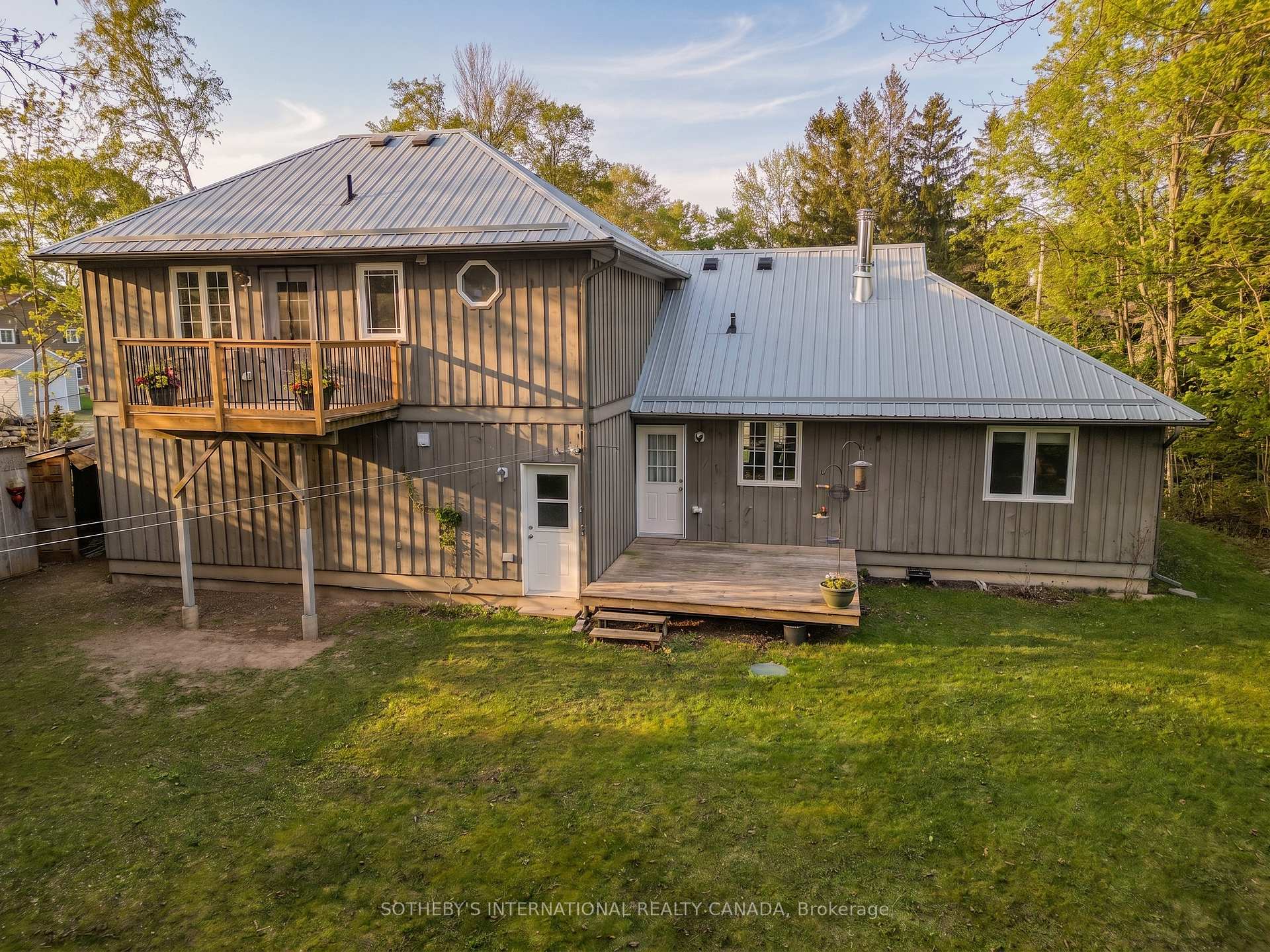 Photo 21 of 929 Tanglewood Drive, Huron-Kinloss — HOMEH
