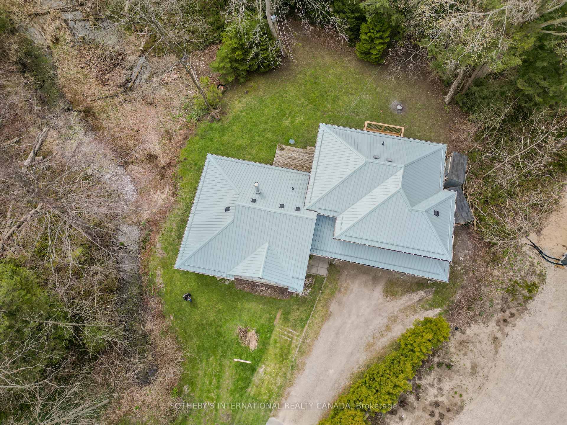 Photo 22 of 929 Tanglewood Drive, Huron-Kinloss — HOMEH