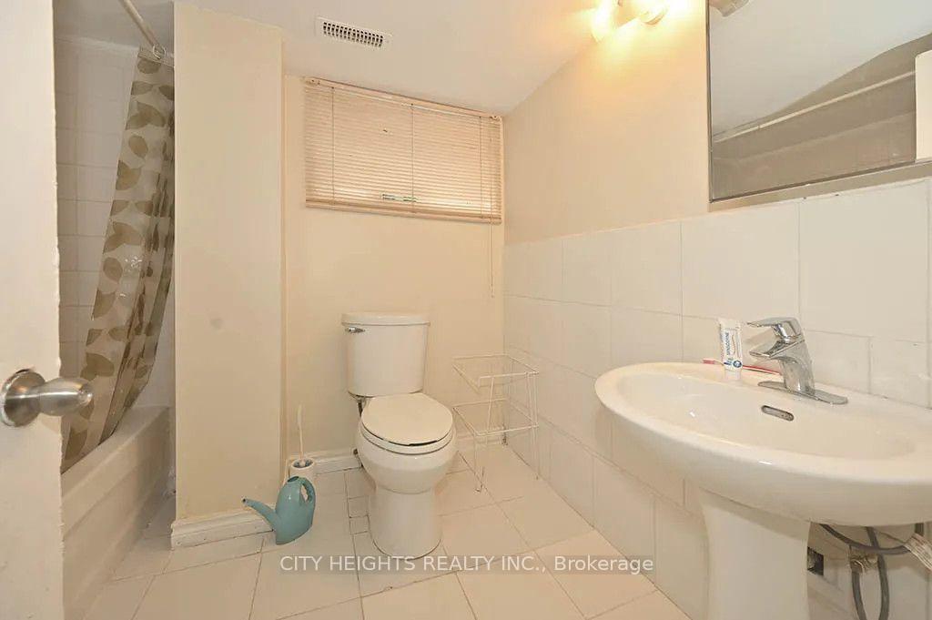 Photo 3 of Unit LOWER, 20 Glen Gannon Drive, Toronto, O'Connor-Parkview — HOMEH