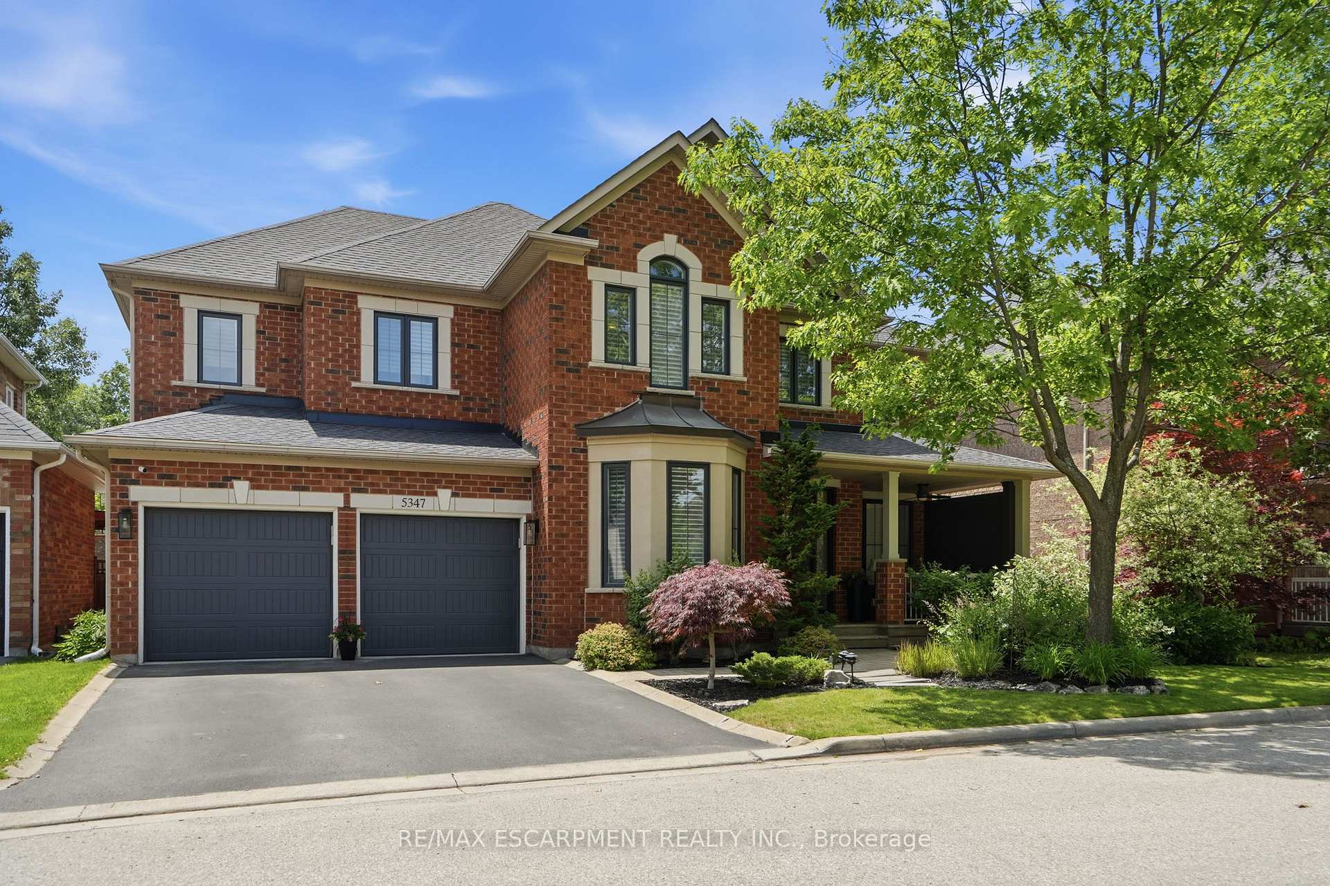 Photo 2 of 5347 Jameson Crescent, Burlington, Orchard — HOMEH