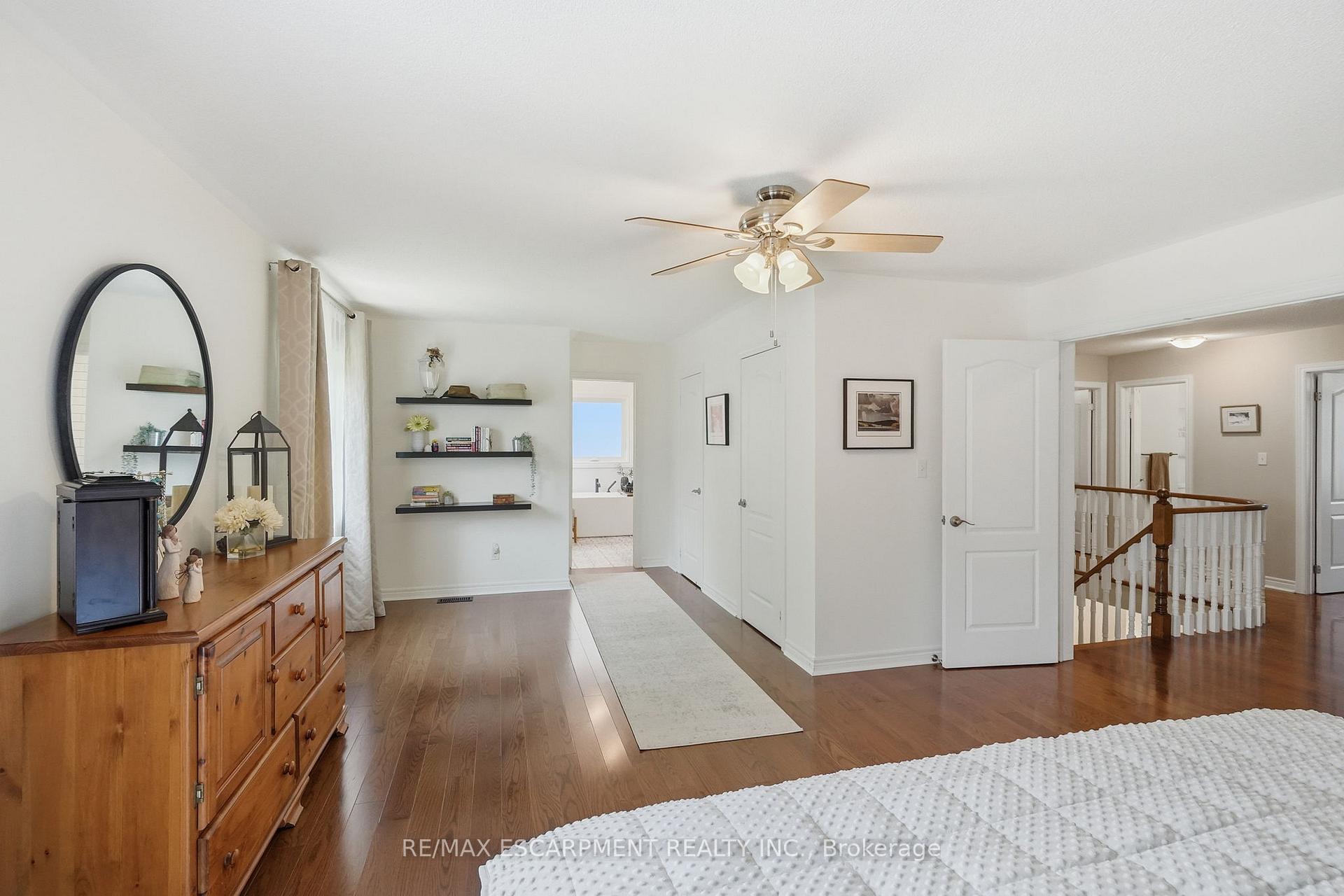 Photo 22 of 5347 Jameson Crescent, Burlington, Orchard — HOMEH