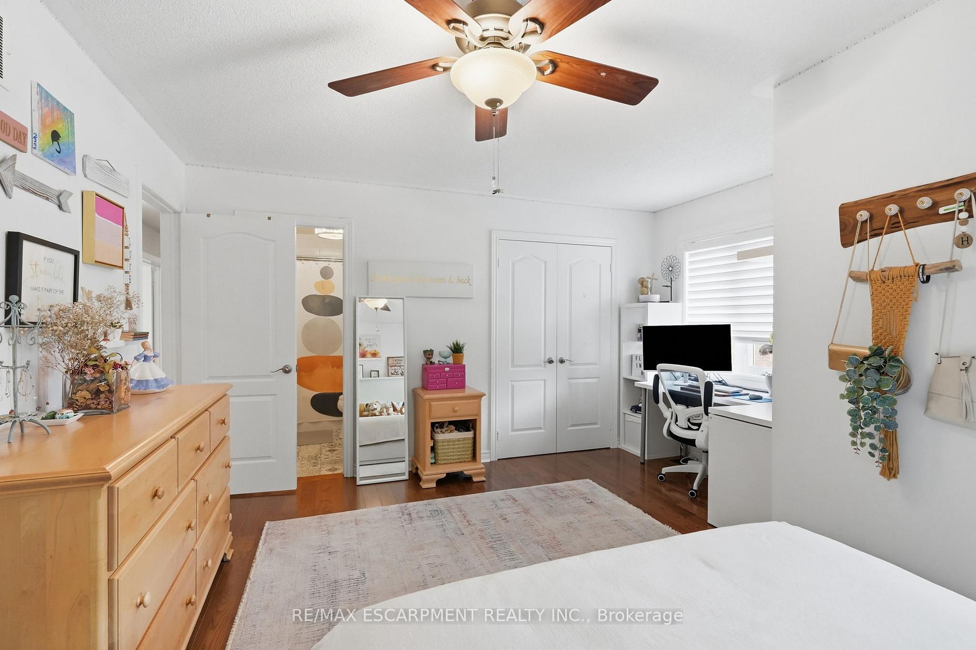 Photo 27 of 5347 Jameson Crescent, Burlington, Orchard — HOMEH