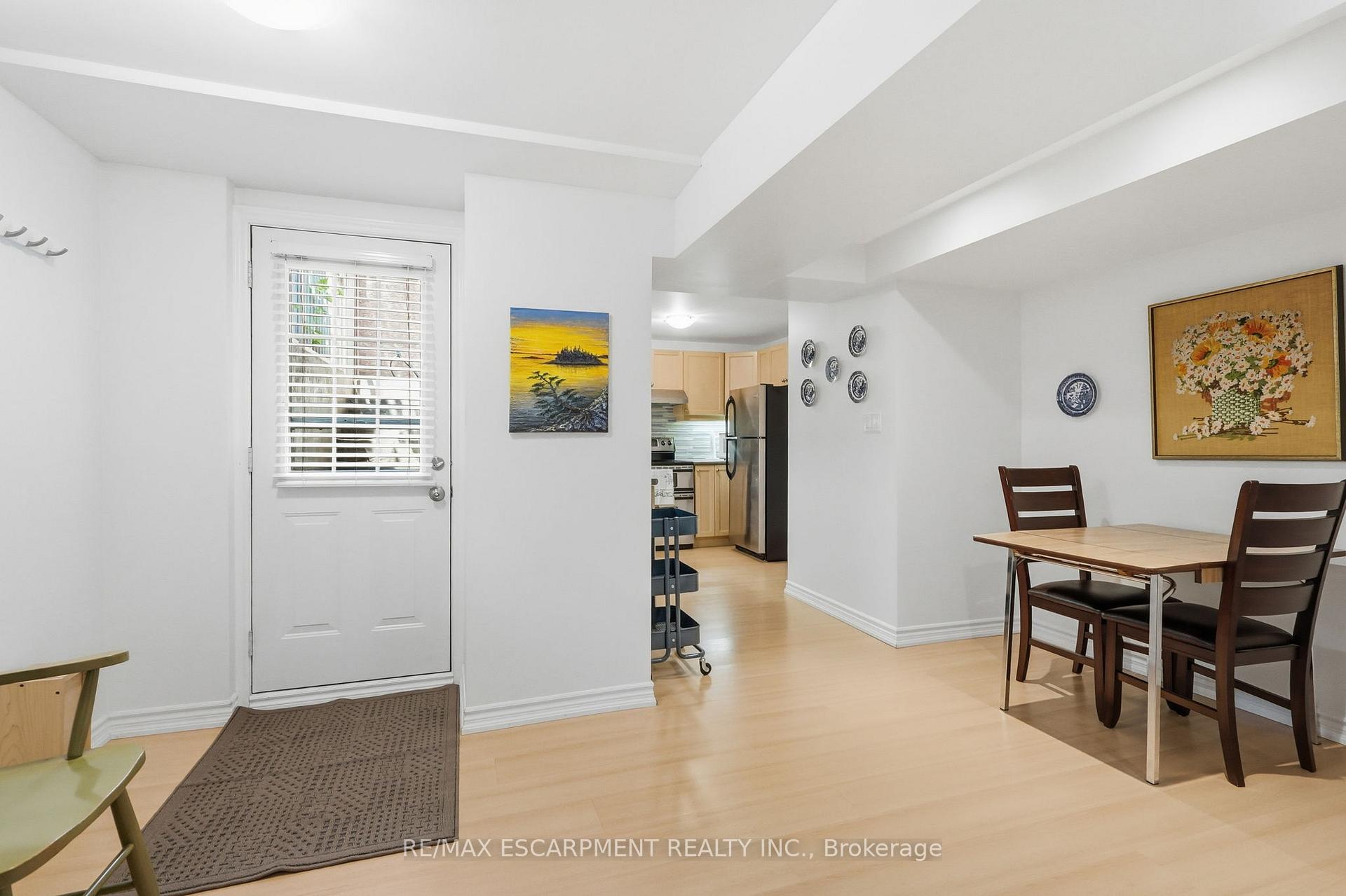 Photo 39 of 5347 Jameson Crescent, Burlington, Orchard — HOMEH