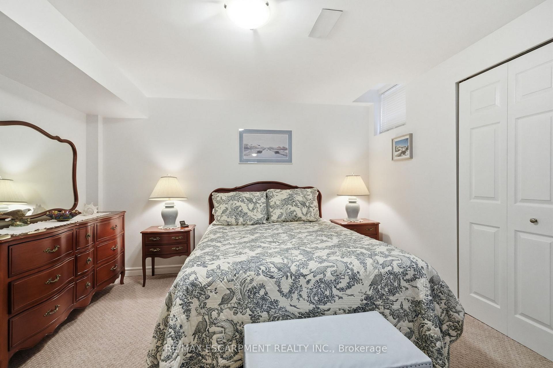 Photo 42 of 5347 Jameson Crescent, Burlington, Orchard — HOMEH