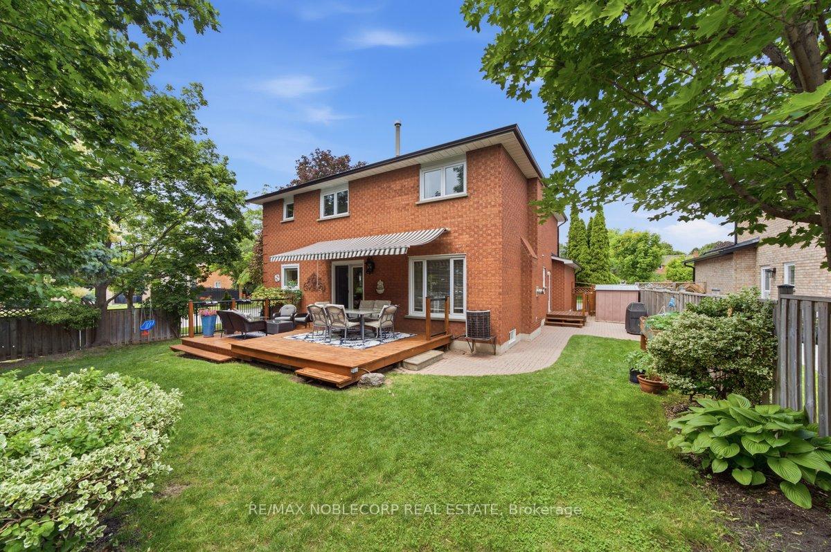 Photo 42 of 3 Castlehill Road, Vaughan, Maple — HOMEH