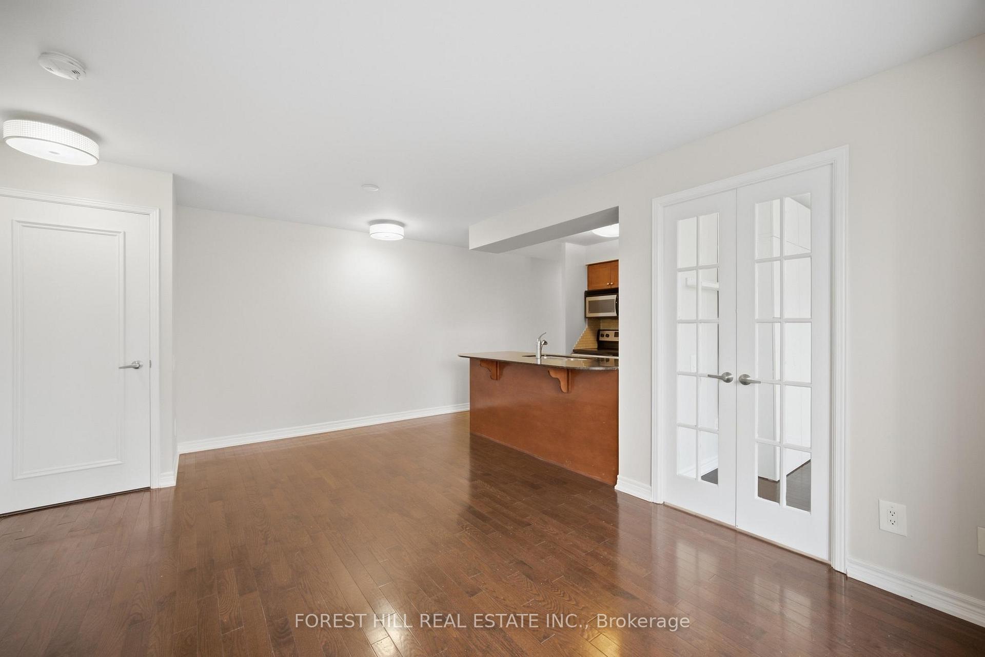 Photo 9 of Unit 1404, 60 St Clair Avenue W, Toronto, Yonge-St. Clair — HOMEH