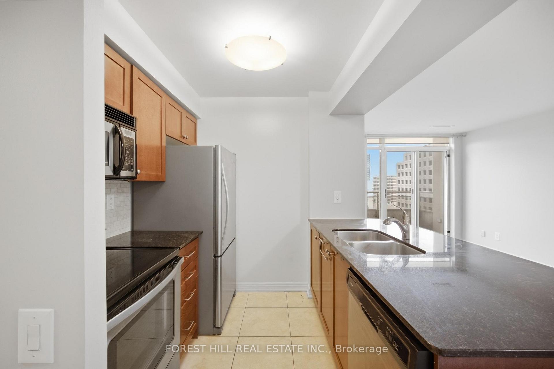 Photo 11 of Unit 1404, 60 St Clair Avenue W, Toronto, Yonge-St. Clair — HOMEH