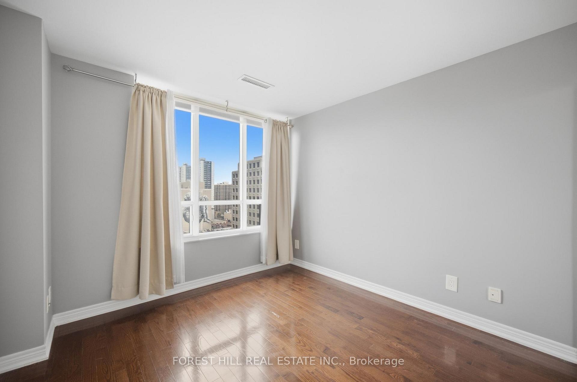 Photo 12 of Unit 1404, 60 St Clair Avenue W, Toronto, Yonge-St. Clair — HOMEH