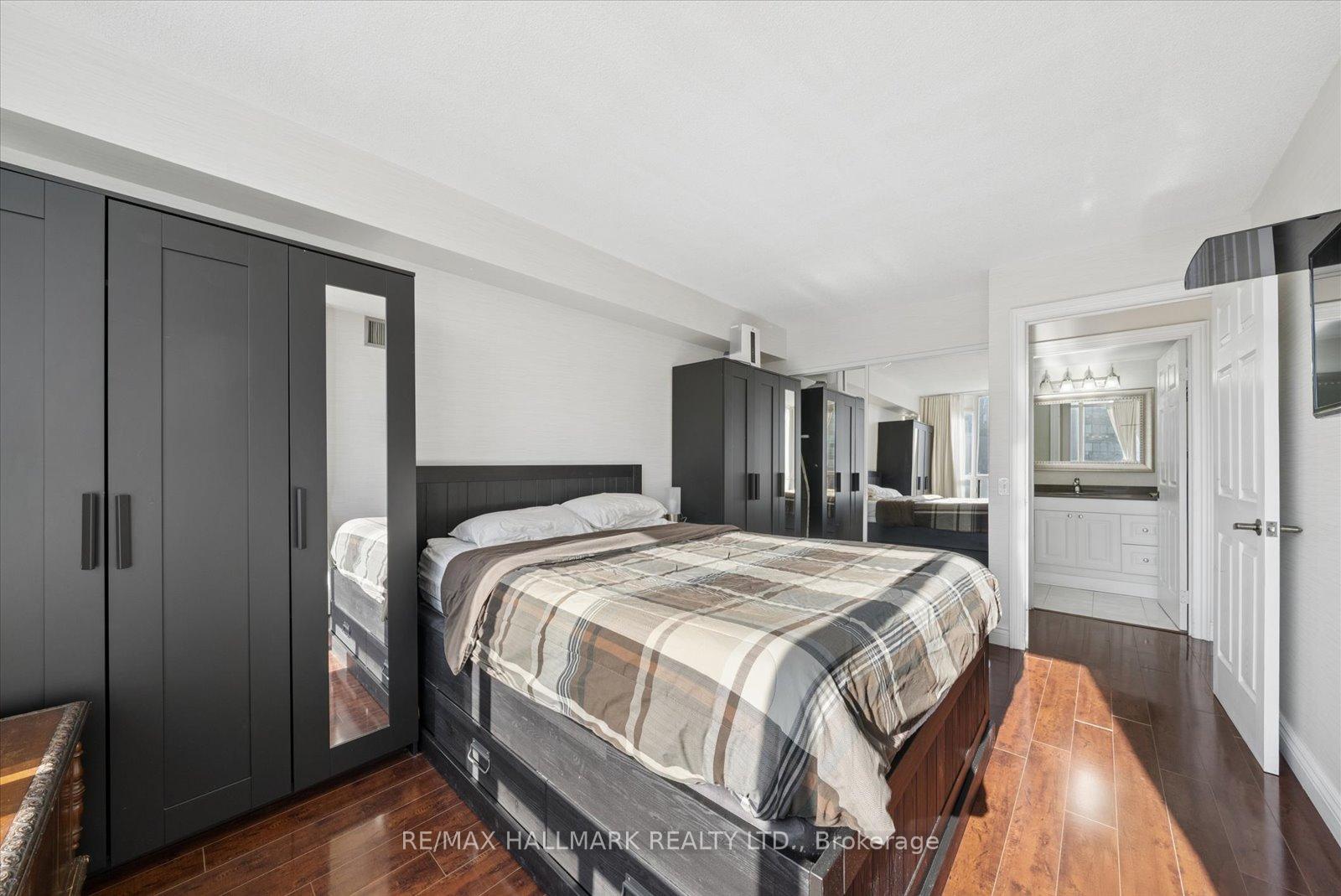 Photo 19 of Unit 512, 81 Townsgate Drive, Vaughan, Crestwood-Springfarm-Yorkhill — HOMEH
