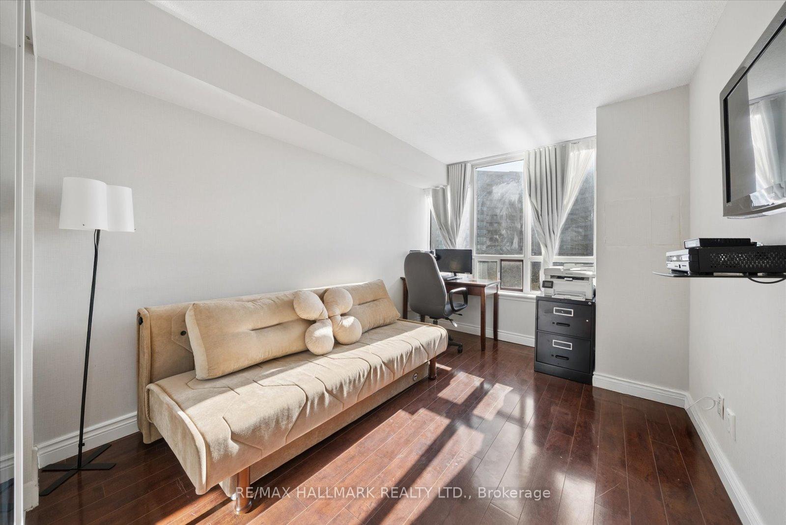 Photo 20 of Unit 512, 81 Townsgate Drive, Vaughan, Crestwood-Springfarm-Yorkhill — HOMEH