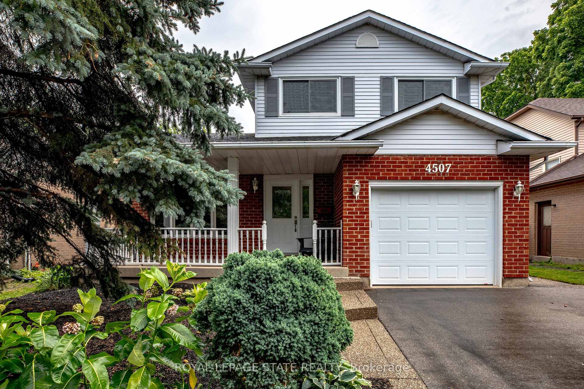 Photo of 4507 Ivy Gardens Crescent