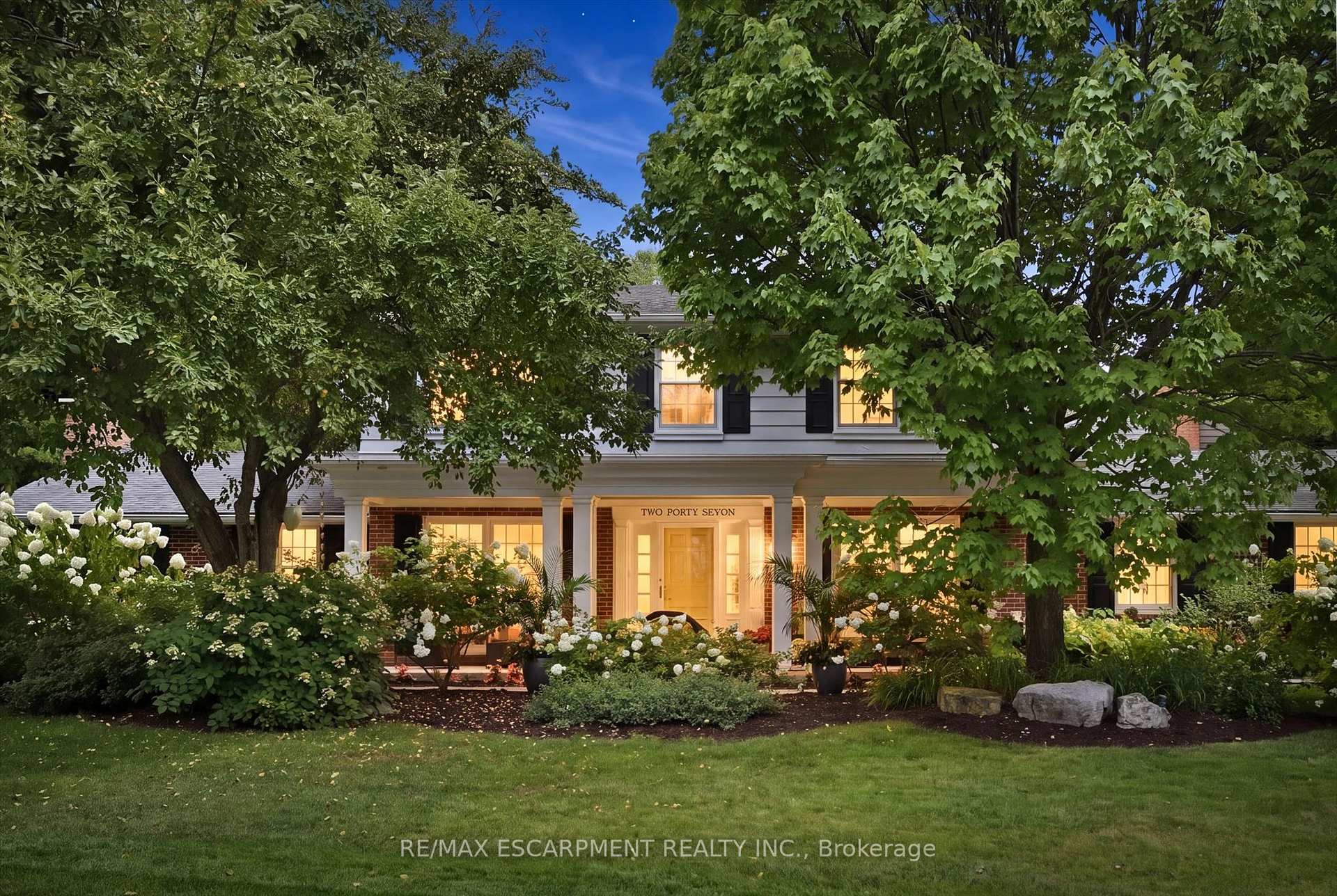 Photo 2 of 247 Linwood Crescent, Burlington, Appleby — HOMEH