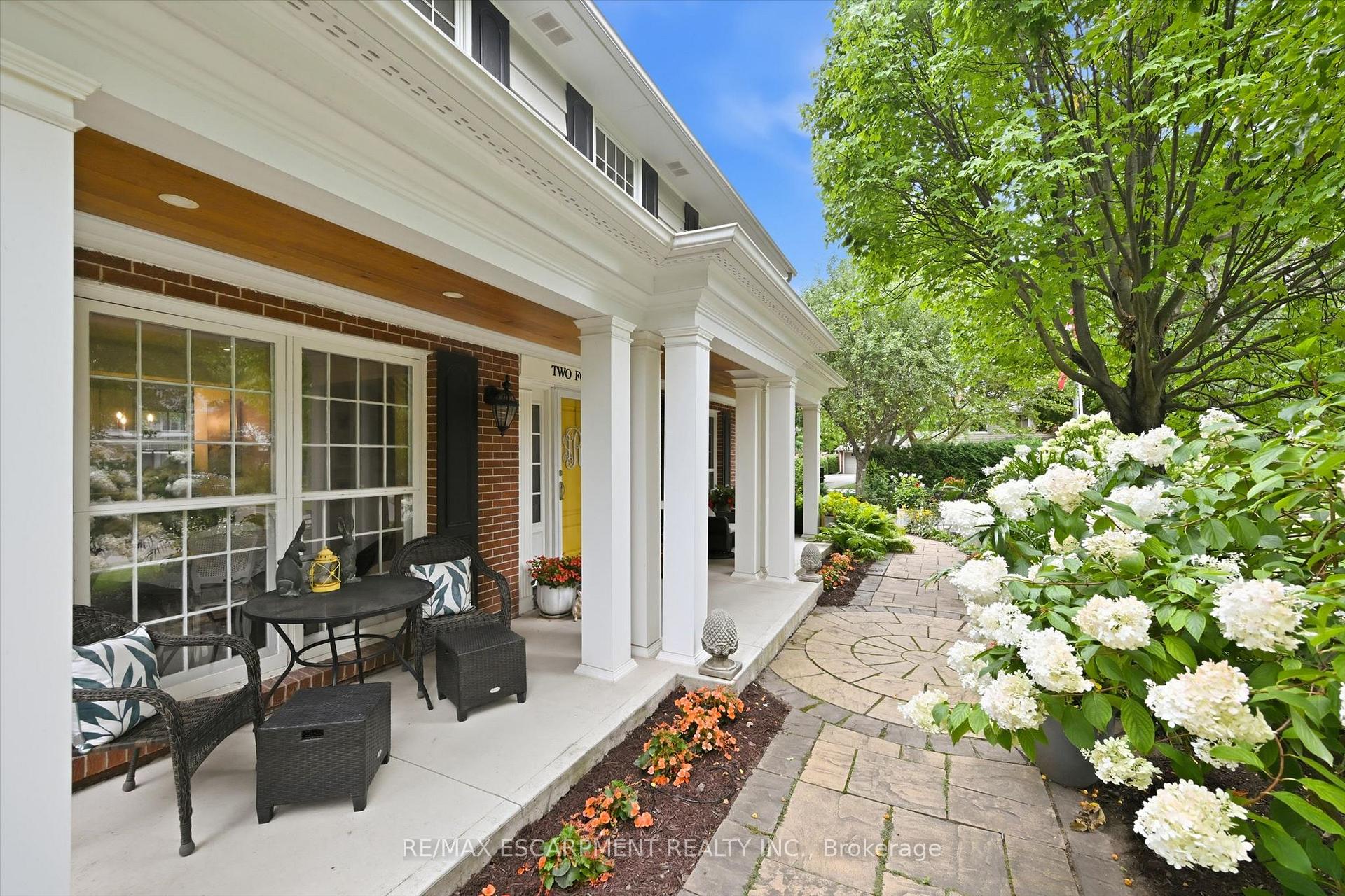 Photo 6 of 247 Linwood Crescent, Burlington, Appleby — HOMEH
