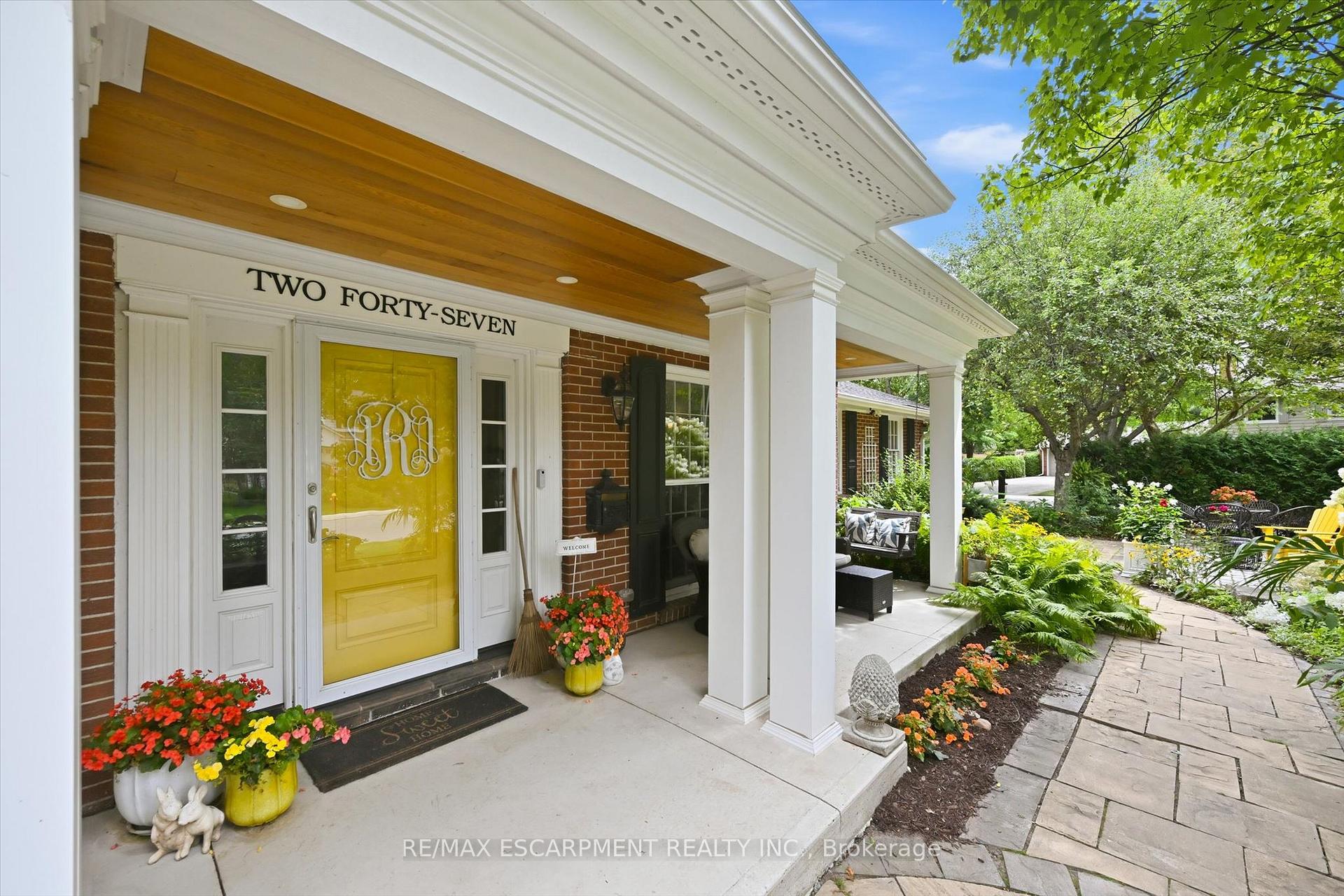 Photo 7 of 247 Linwood Crescent, Burlington, Appleby — HOMEH