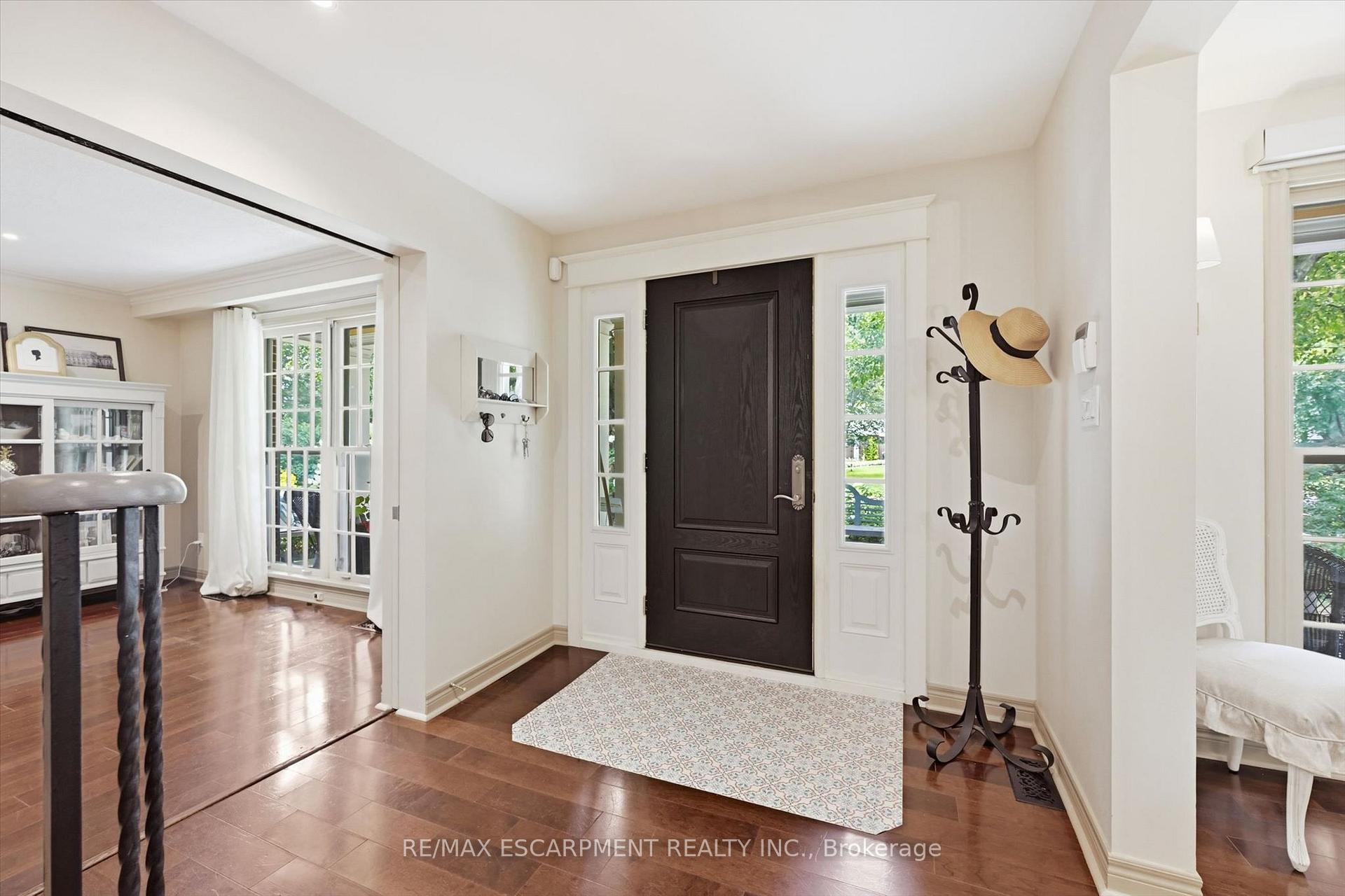 Photo 11 of 247 Linwood Crescent, Burlington, Appleby — HOMEH