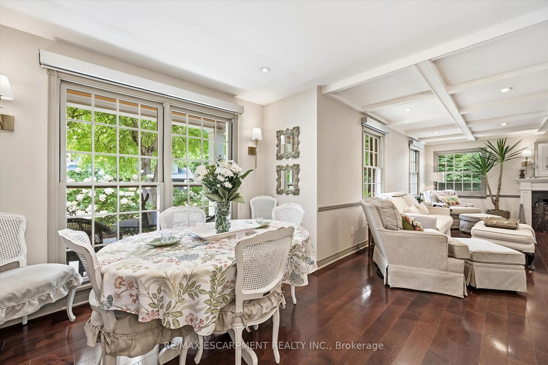 Photo 13 of 247 Linwood Crescent, Burlington, Appleby — HOMEH