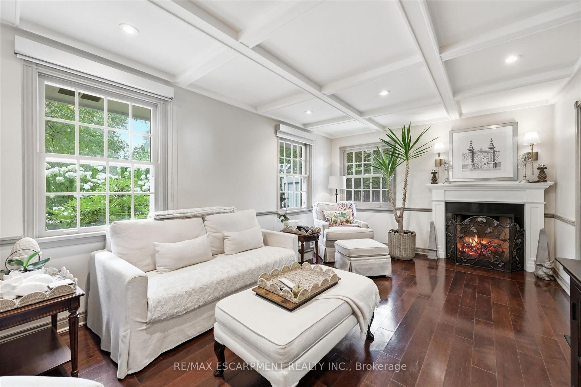 Photo 15 of 247 Linwood Crescent, Burlington, Appleby — HOMEH