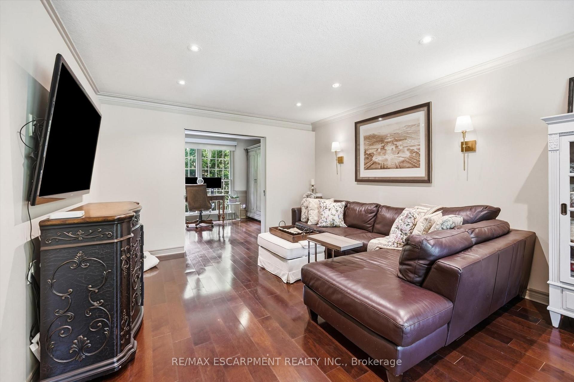 Photo 25 of 247 Linwood Crescent, Burlington, Appleby — HOMEH