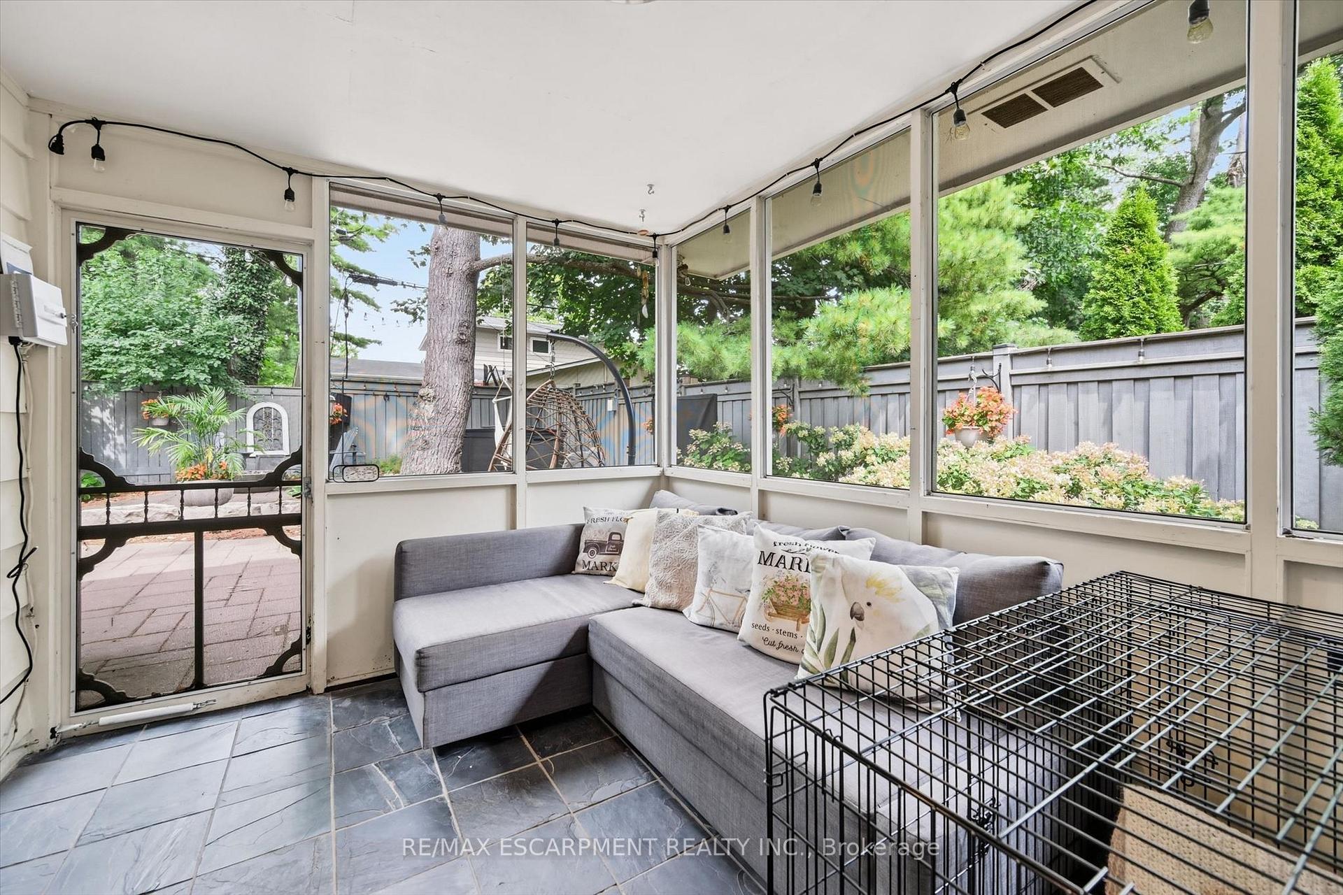 Photo 26 of 247 Linwood Crescent, Burlington, Appleby — HOMEH